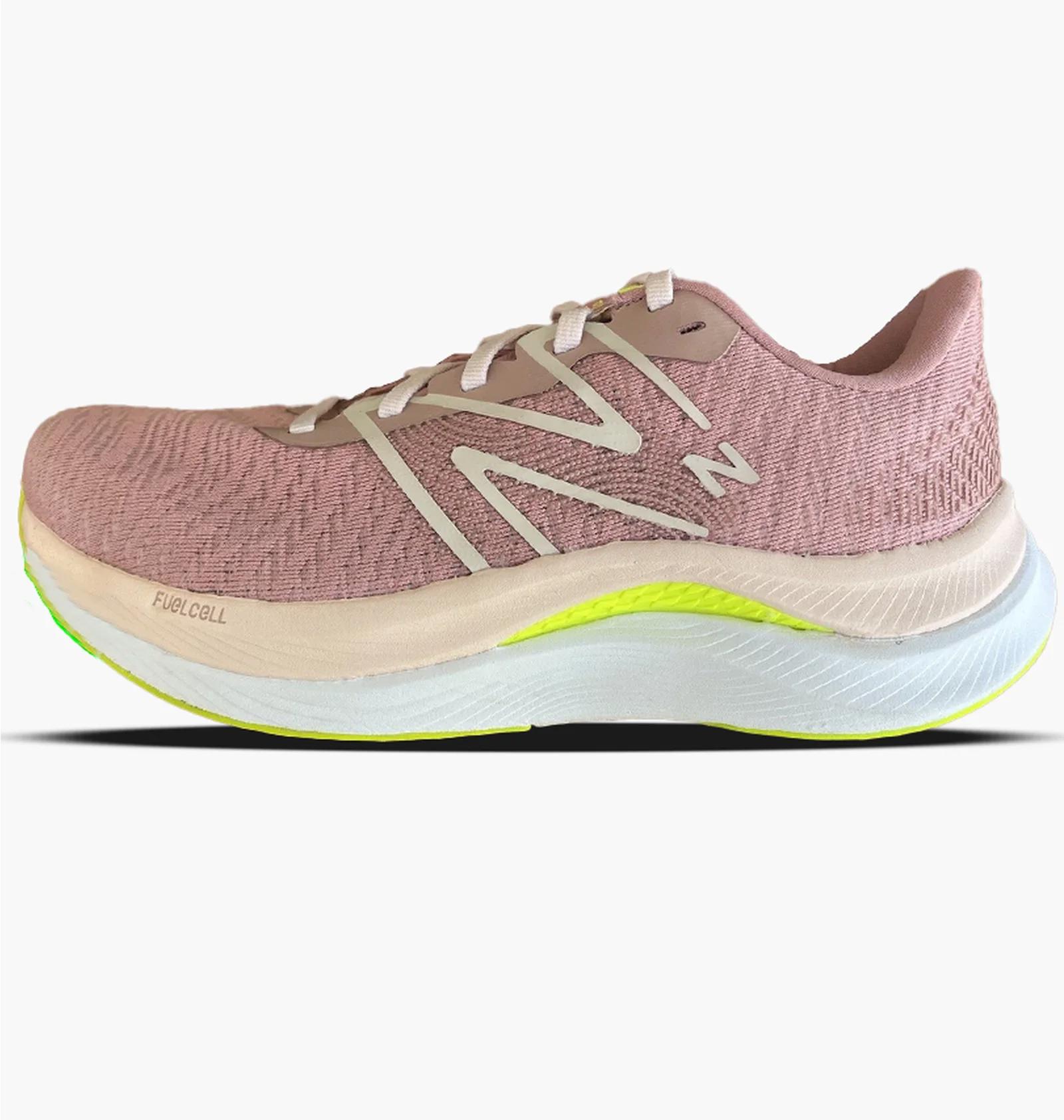 Кросівки жіночі New Balance Fuelcell Propel V4 W (WFCPRCP4) — фото 1