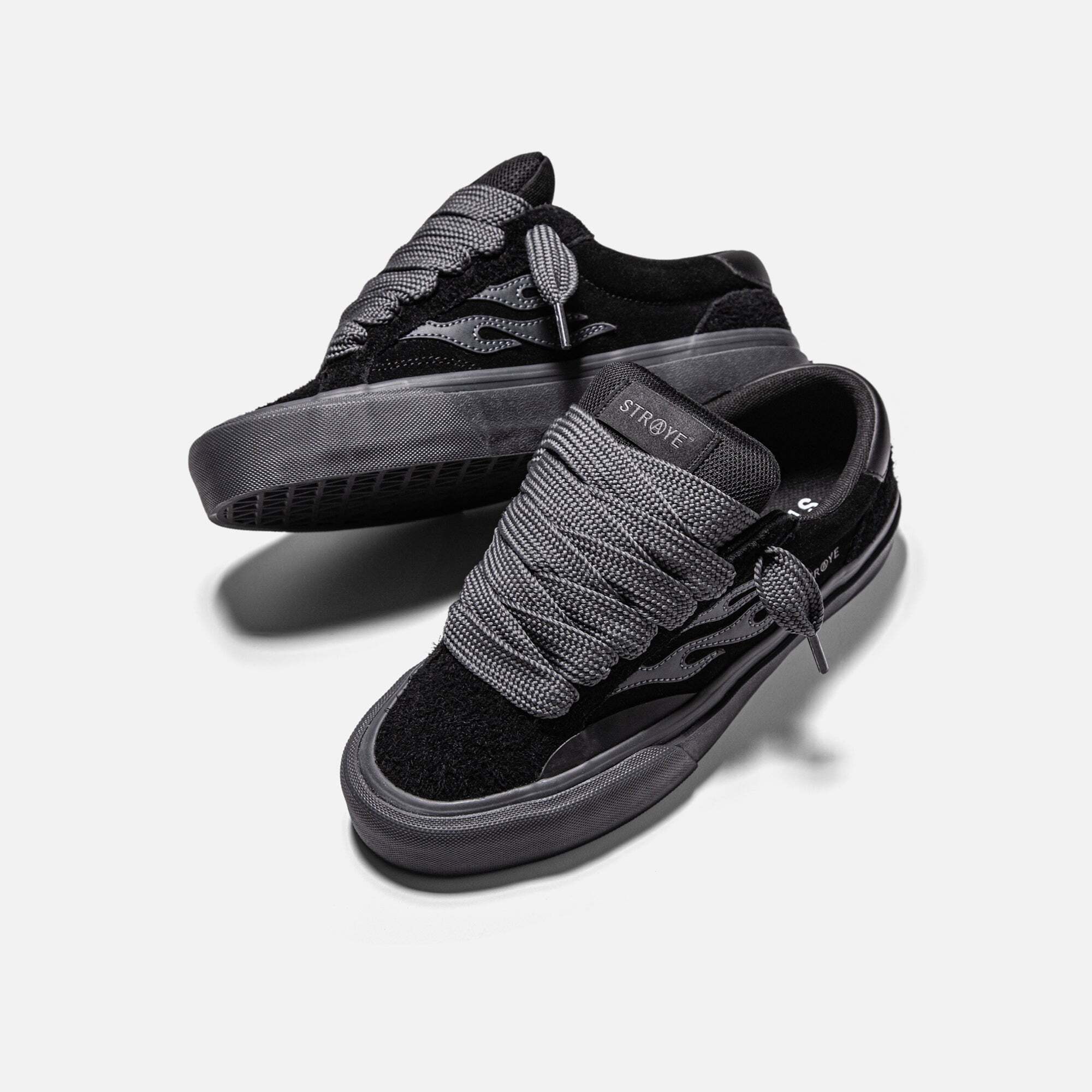 Кросівки чоловічі Straye Logan Puff Blackout — фото 4