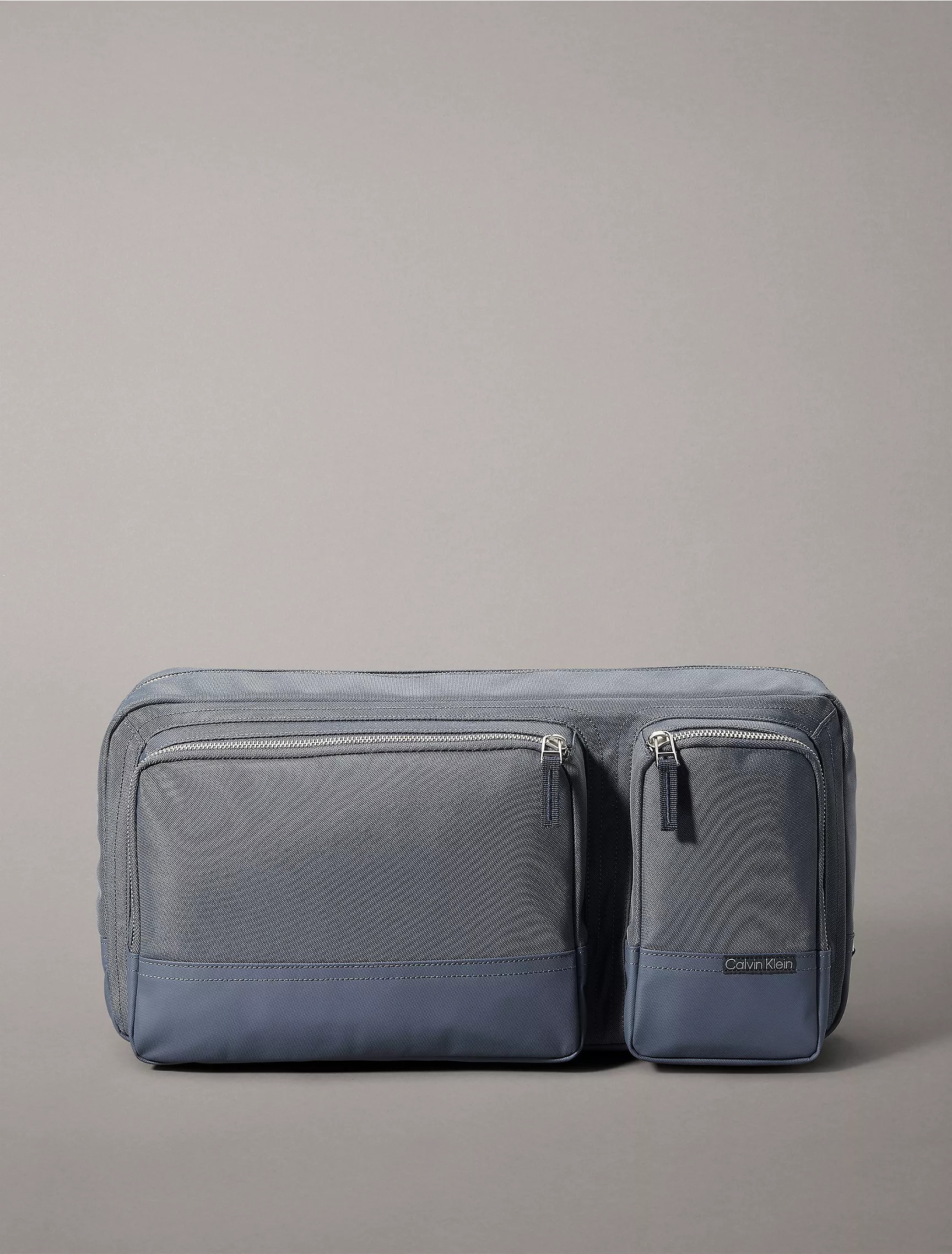 Сумка слінг Calvin Klein Utility Oversized Sling Bag 1159808995 (Білий/синій, One size) — фото 1