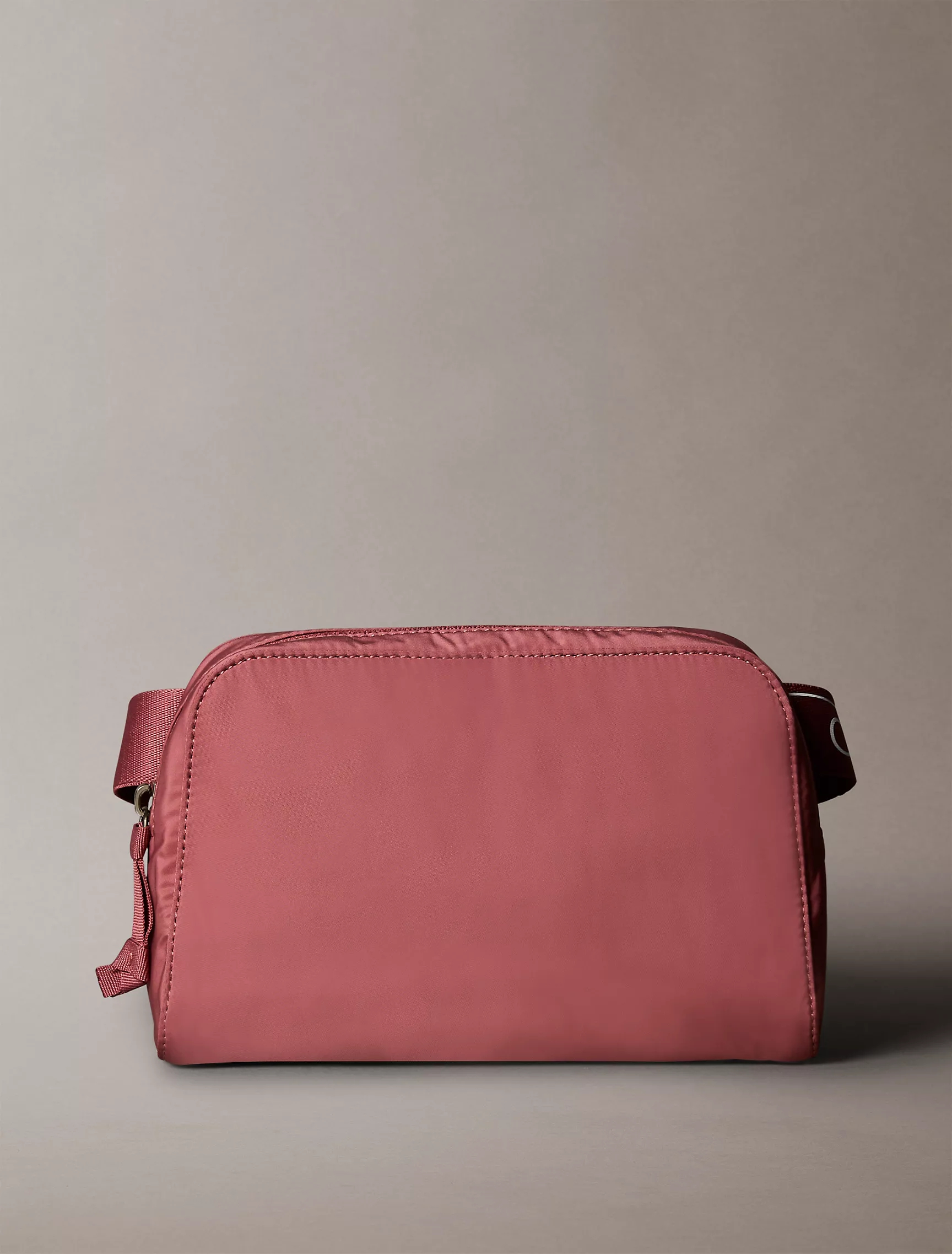 Жіноча поясна сумка Calvin Klein 1159821457 (Рожевий One size) — фото 1