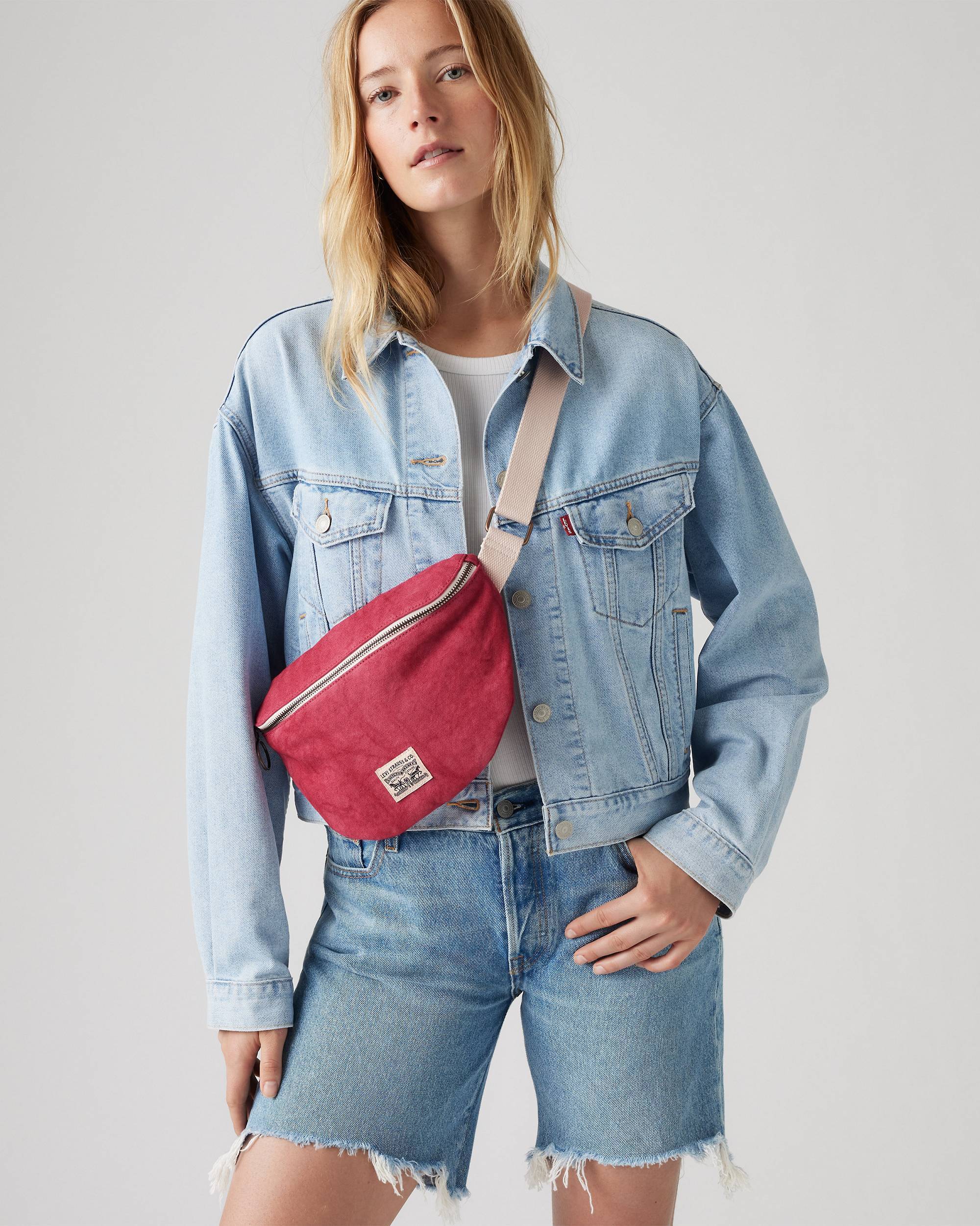 Поясна сумка Levi's бананка слінг 1159841062 (Бордовий/Бежовий One size) — фото 2