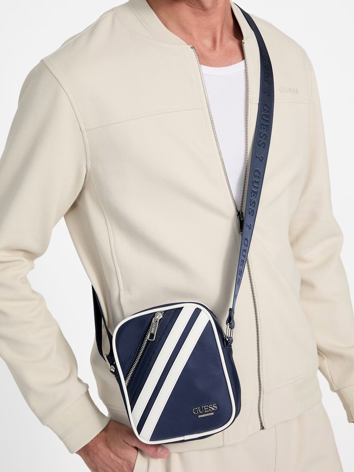 Нейлонова сумка через плече Stripe Crossbody Guess кроссбоді 1159844494 Синій — фото 1