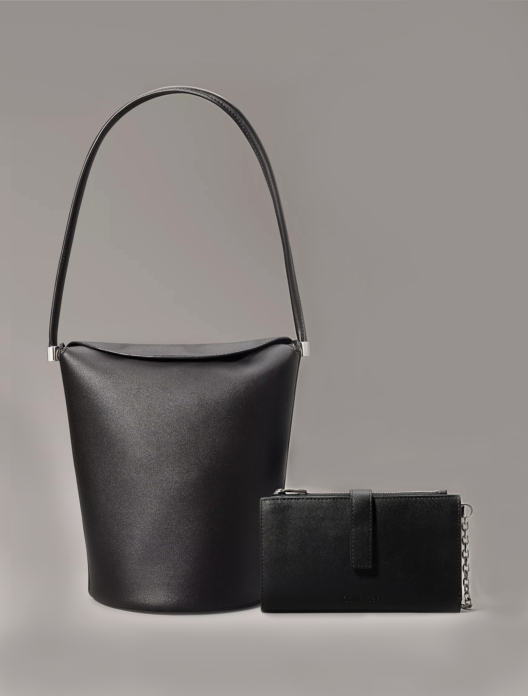 Жіночий набір Calvin Klein сумка на плече та гаманець-клатч 1159845584 Чорний — фото 1