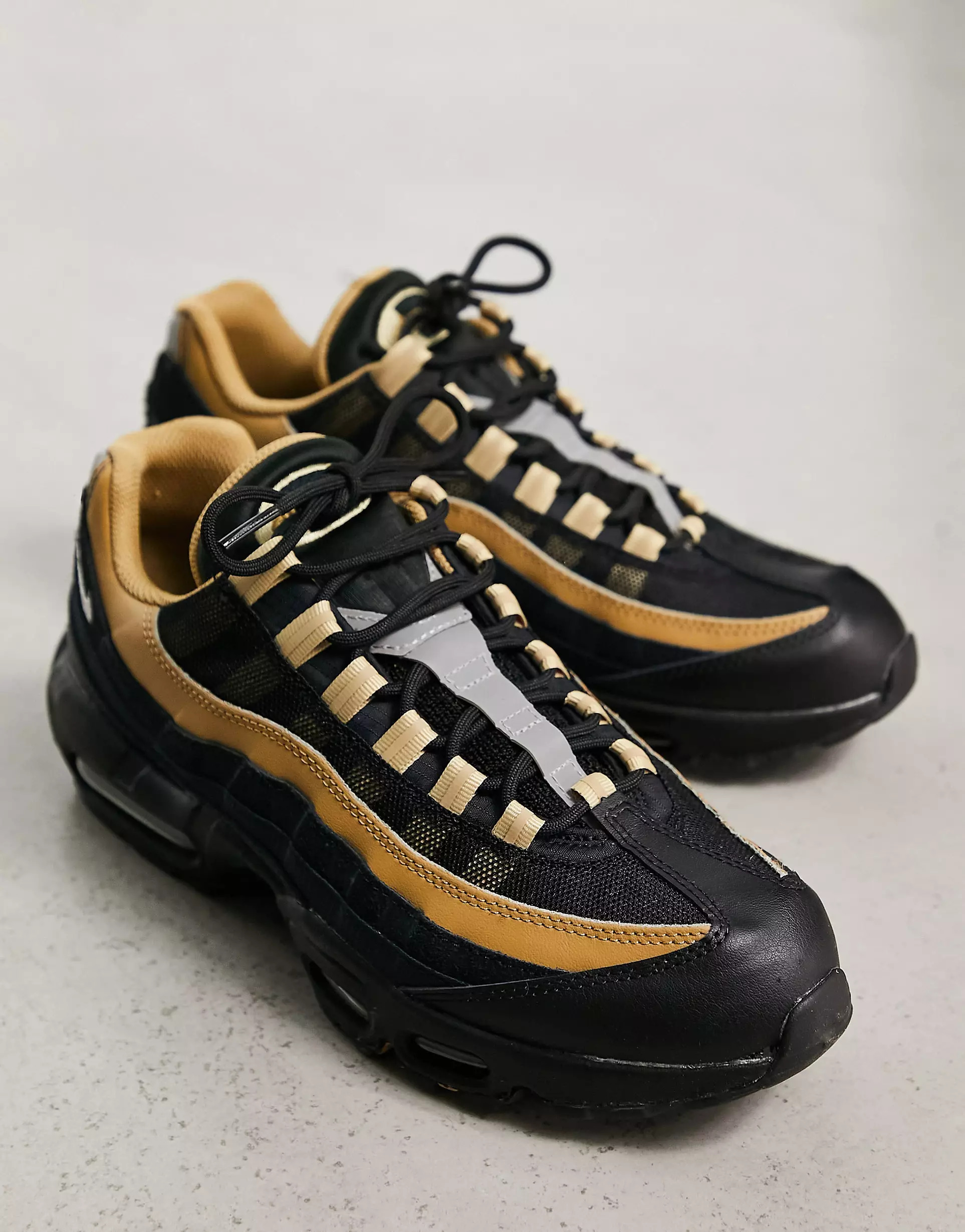 Стильні кросівки Nike Air Max 95 1159801965 — фото 1
