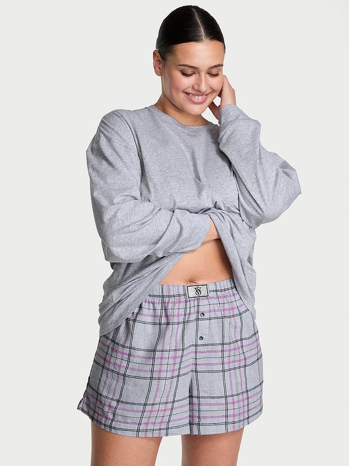 Жіноча піжама Victoria's Secret лонгслів та шорти зі стразами 1159855183 — фото 1