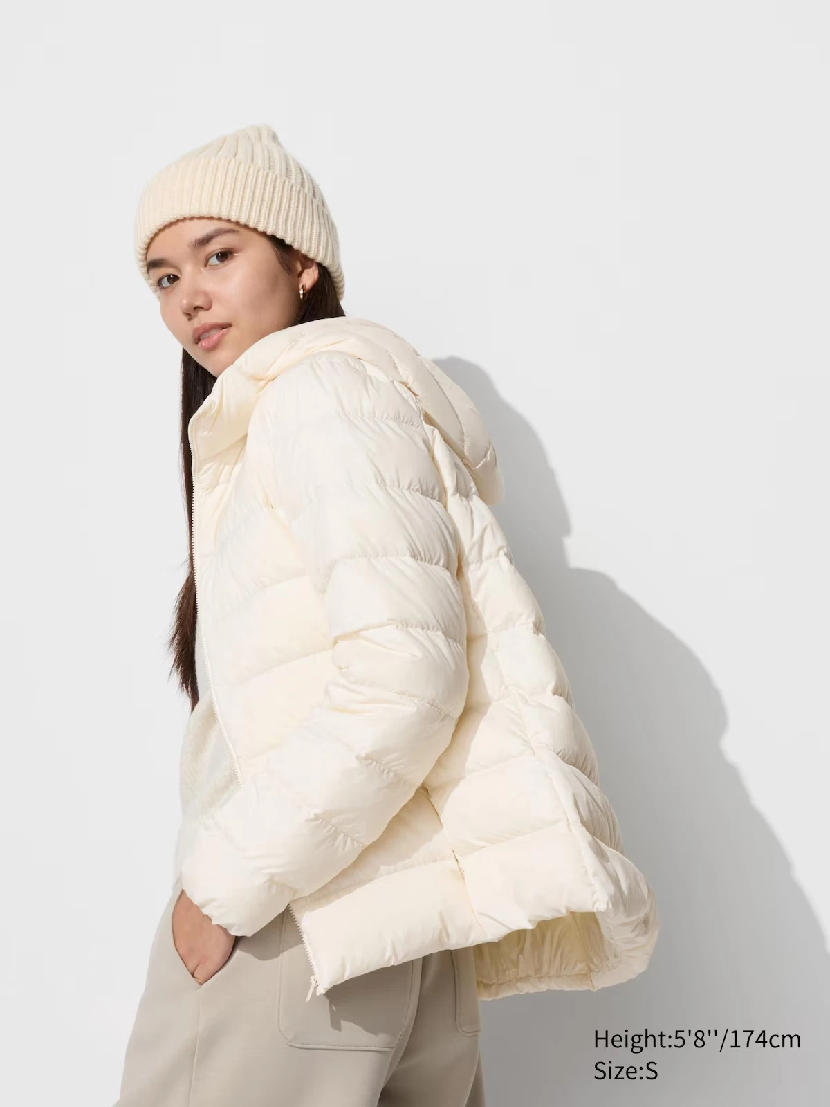 Жіноча ультралегка куртка UNIQLO 1159825037 — фото 1
