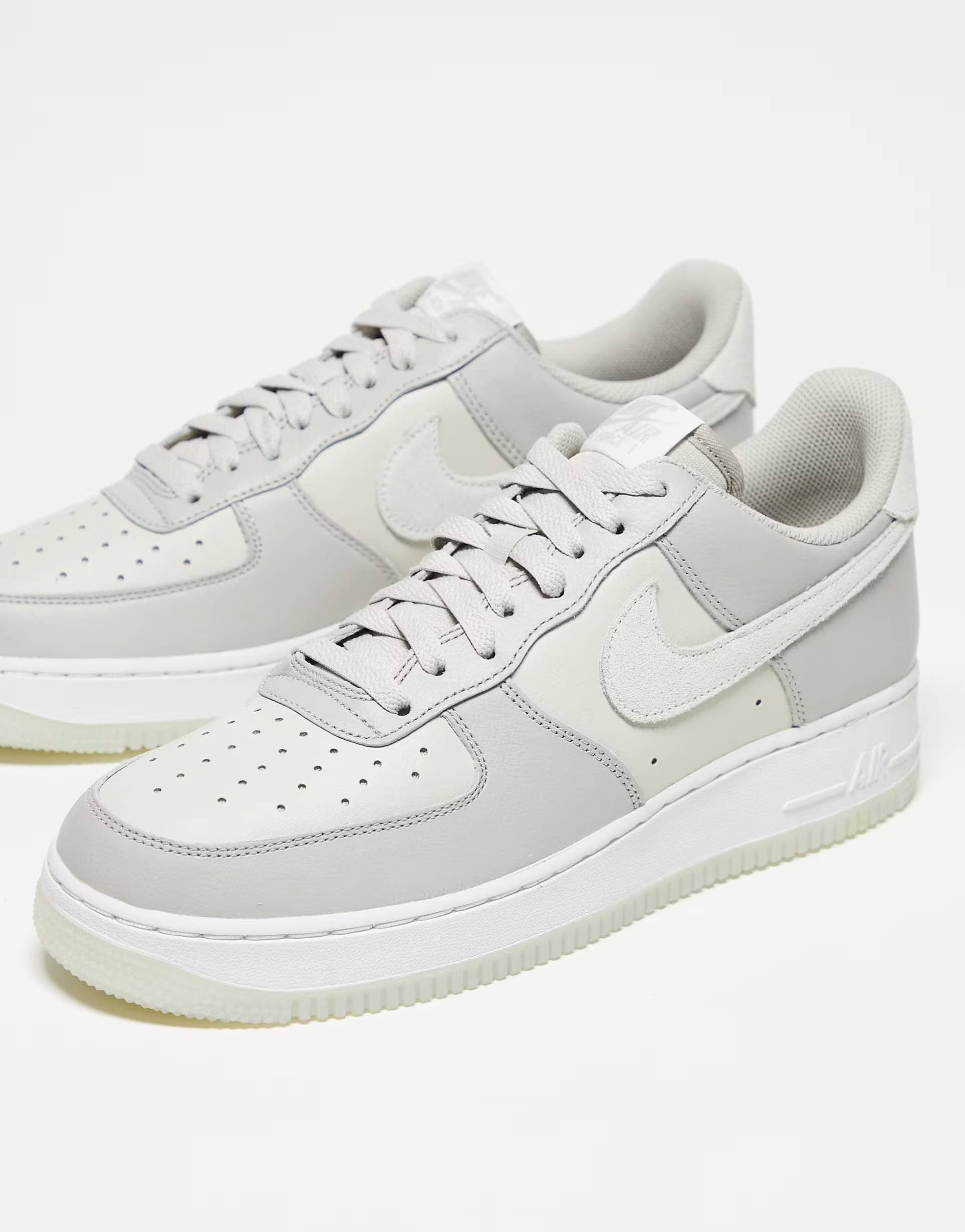 Стильні кросівки Nike Air Force 1 '07 40 — фото 3