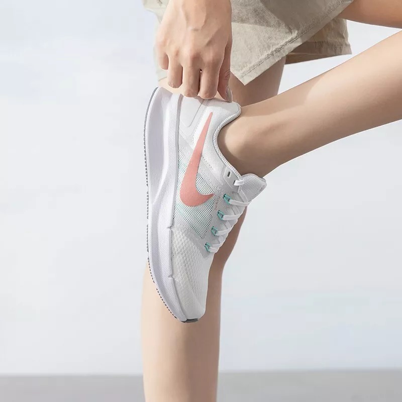 Жіночі кросівки Nike Run Swift 3 40 — фото 11