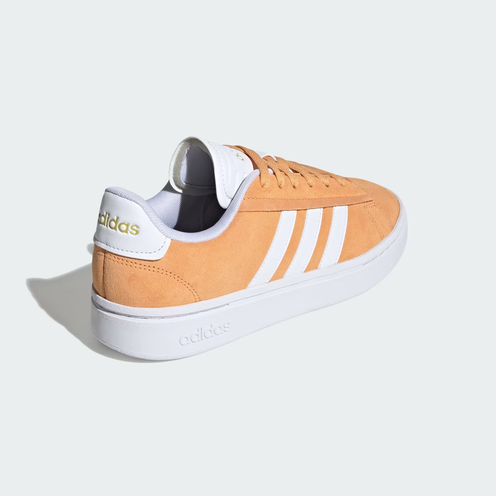 Жіночі кросівки Grand Court Alpha Adidas з натуральної замші 39 1/3 — фото 6