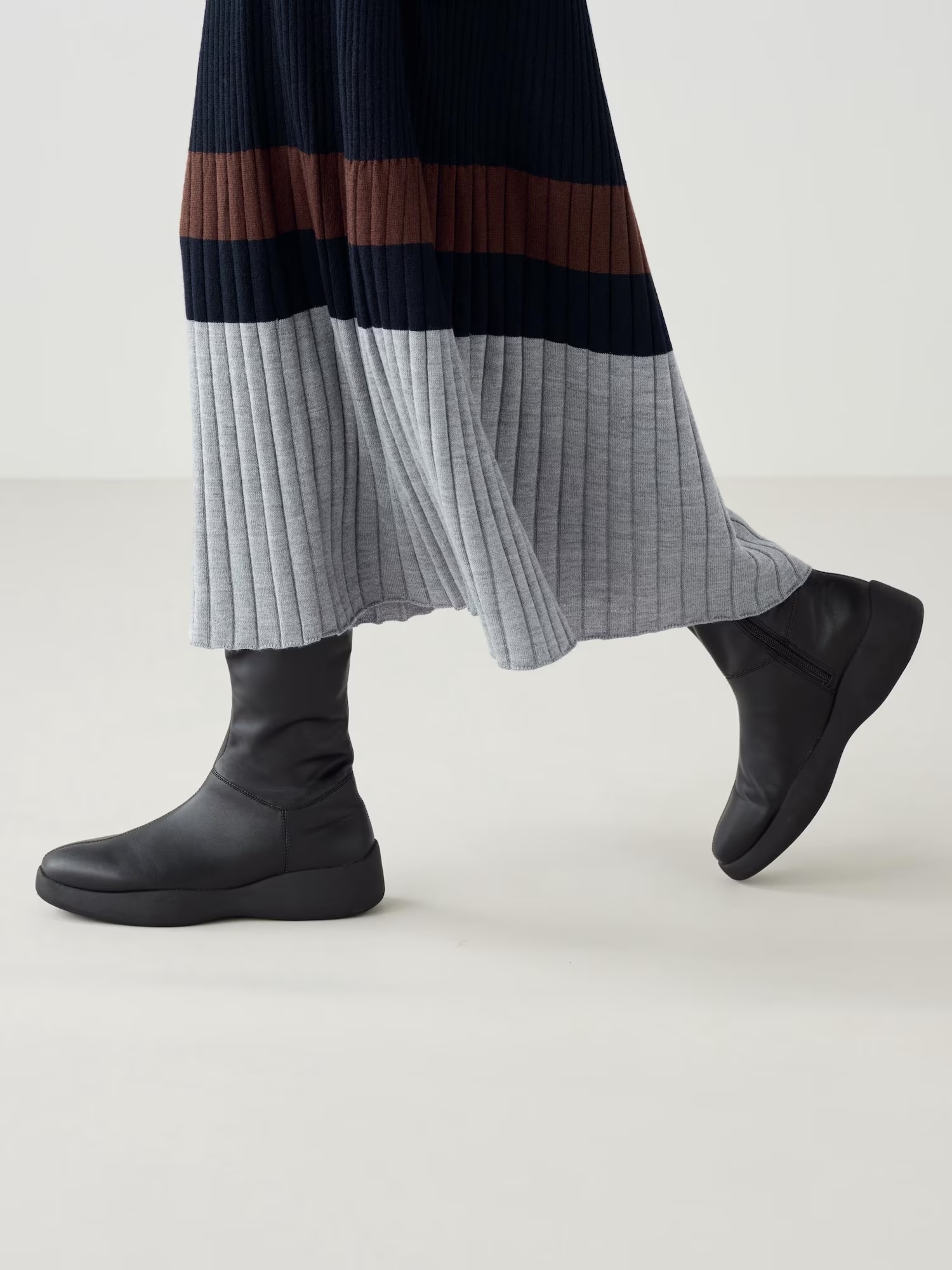 Жіночі черевики Stretch Boots UNIQLO 40 — фото 4