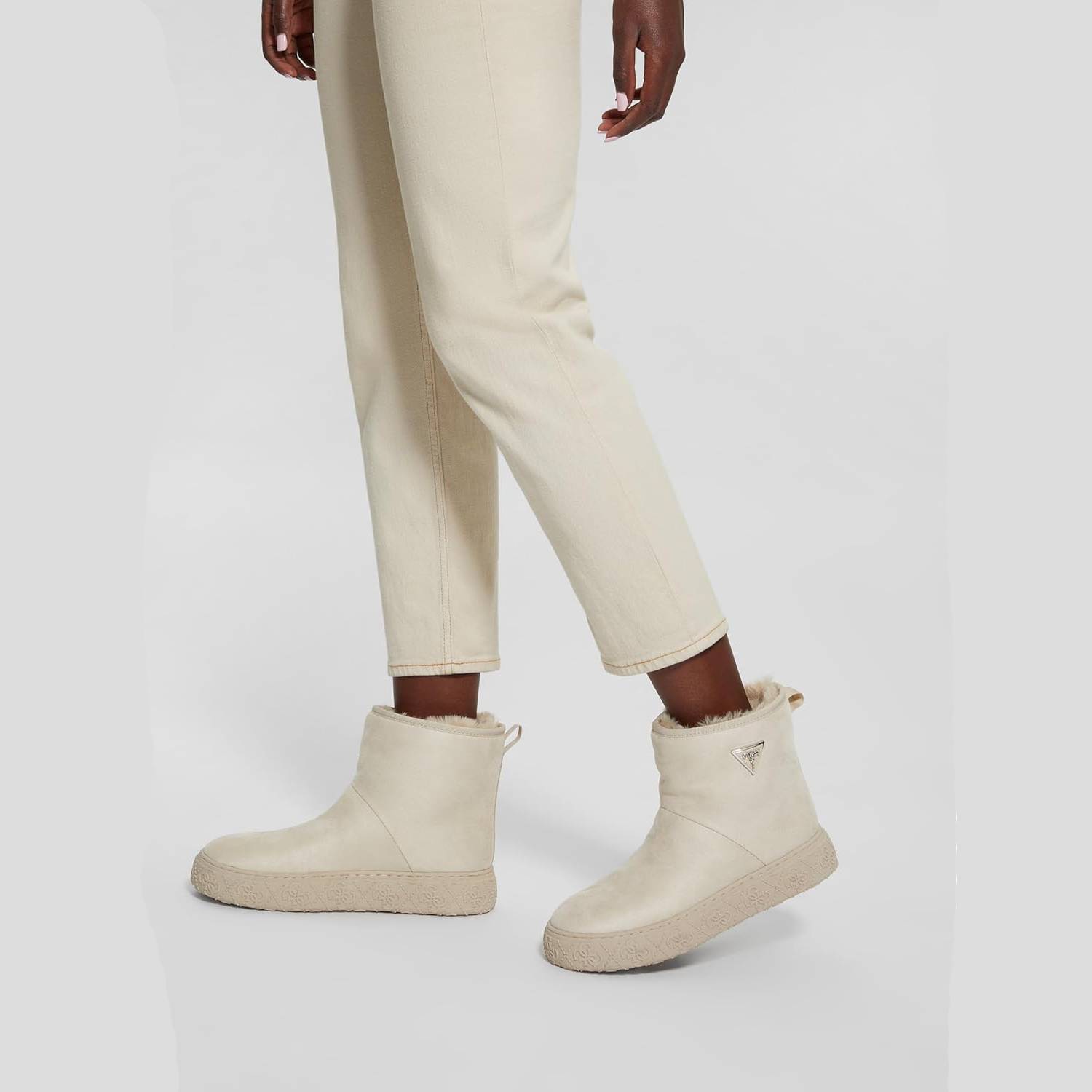 Жіночі короткі уггі Unity GUESS 36,5 — фото 1