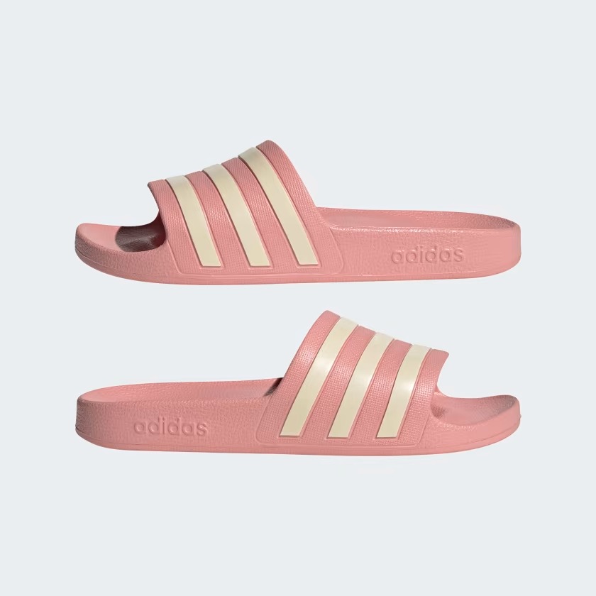 Легкі шльопанці Adilette Aqua від Adidas з фірмовими смужками 39 — фото 6
