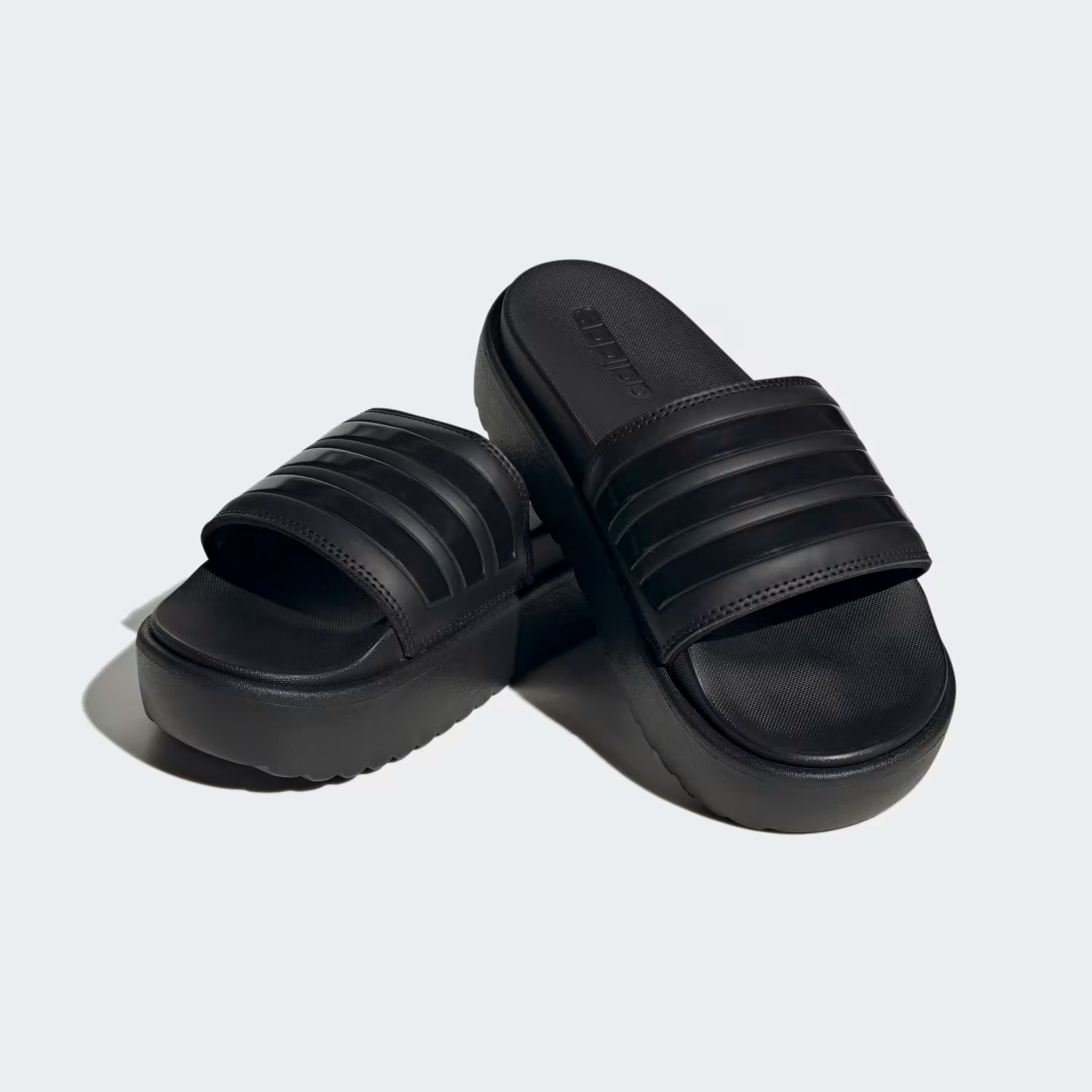 Шльопанці Adilette Platform Adidas на платформі 40 1/2 — фото 1