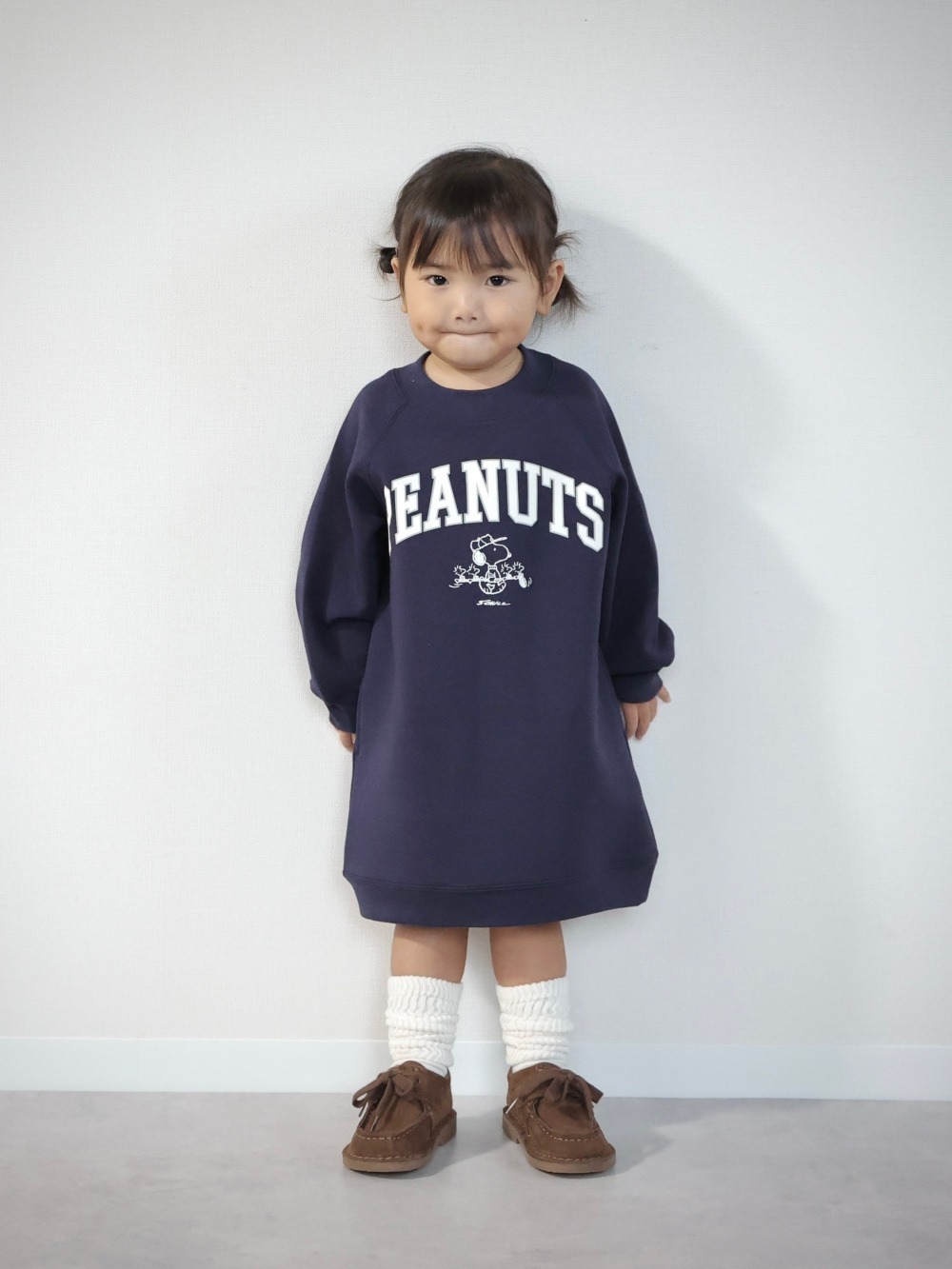 Дитяча сукня UNIQLO UT Graphic Peanuts з кишенями 1159850355 — фото 9