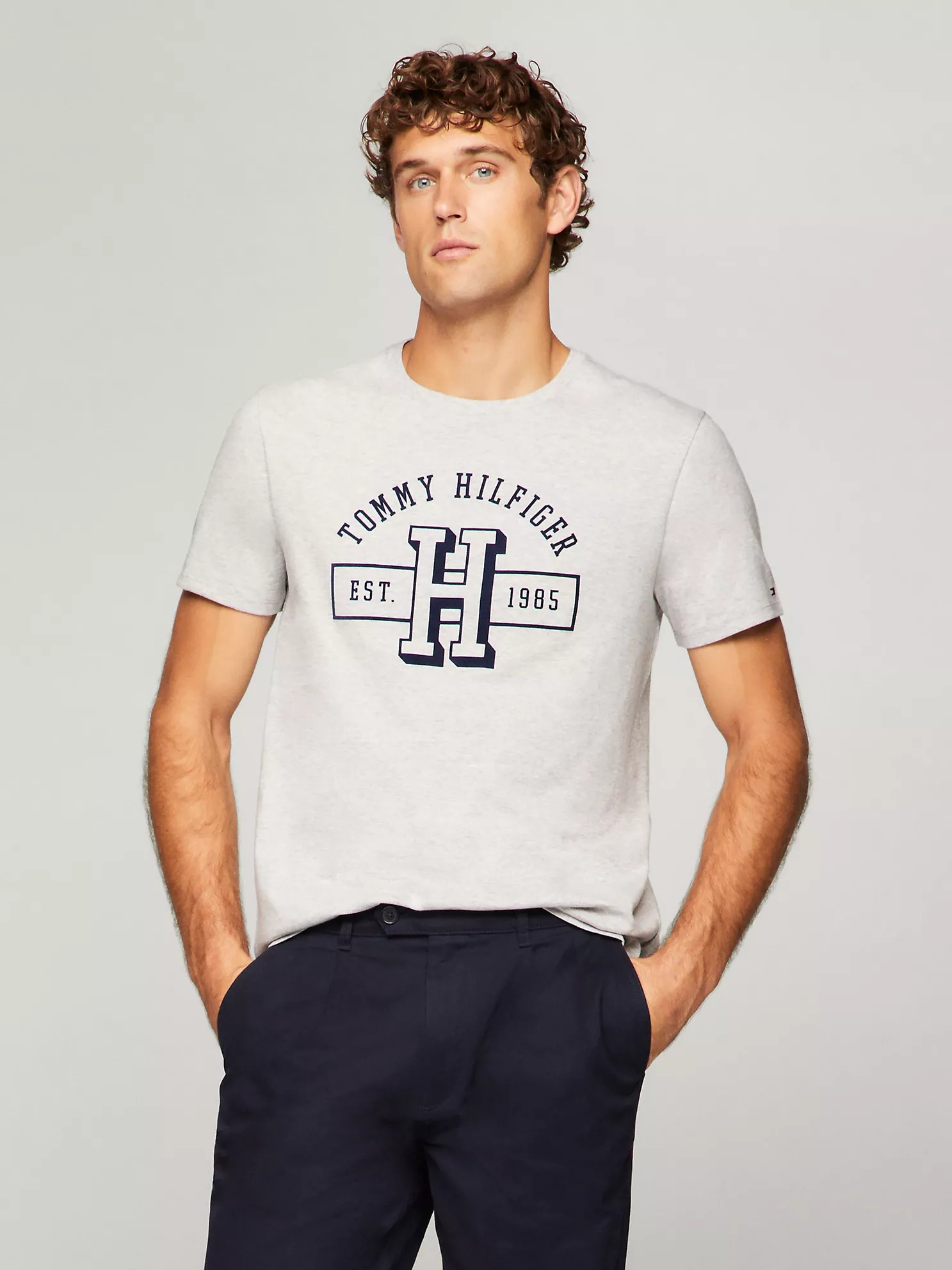 Футболка чоловіча Tommy Hilfiger з логотипом 1159832909 — фото 1