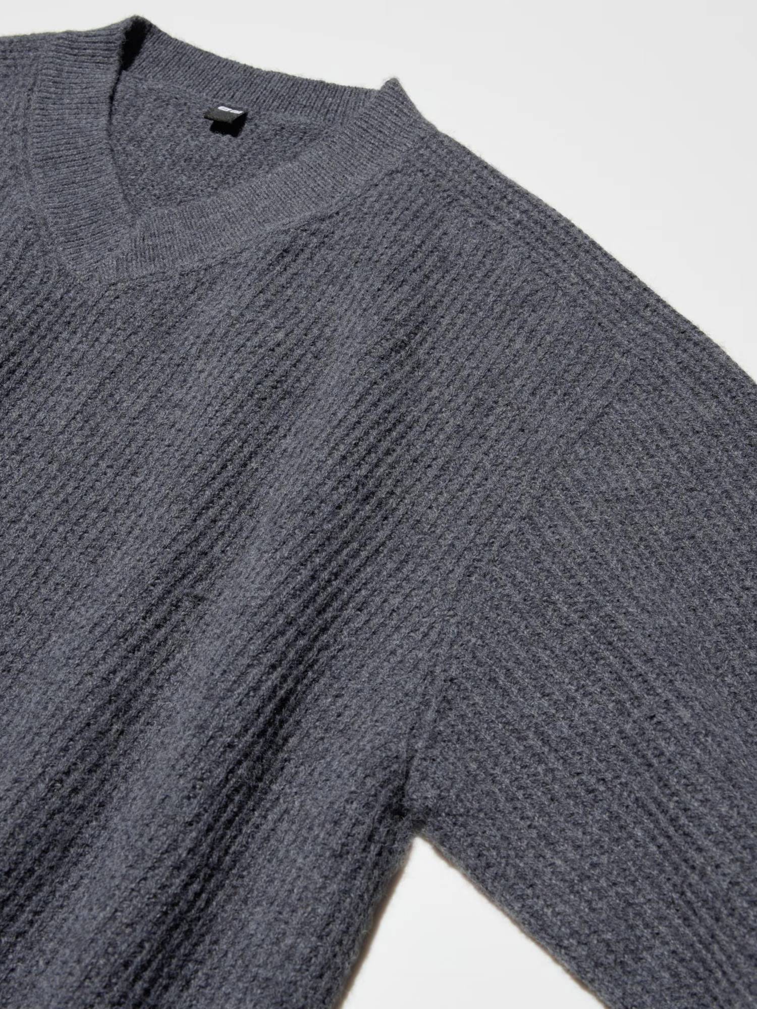 Текстурний 3D-в'язаний светр UNIQLO із безшовної пряжі Soufflé 1159856179 — фото 8