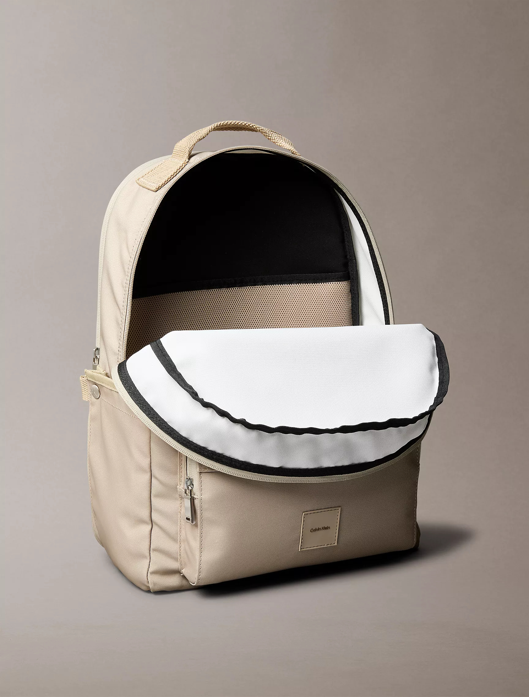 Місткий рюкзак Calvin Klein на блискавці 1159847544 (Бежевий One Size) — фото 2