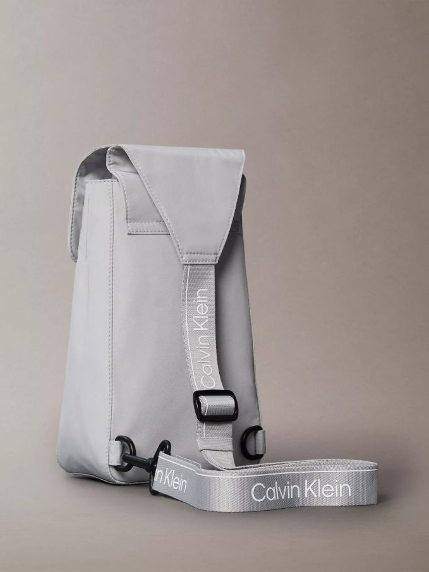 Сумка-слінг Calvin Klein 1159823421 (Сірий One size) — фото 3