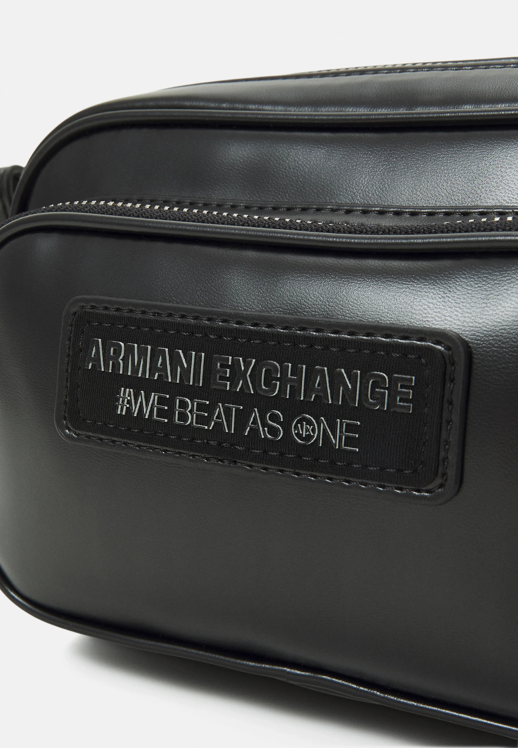 Чоловічі сумки Armani Exchange через плече 1159838736 (Чорний One size) — фото 5