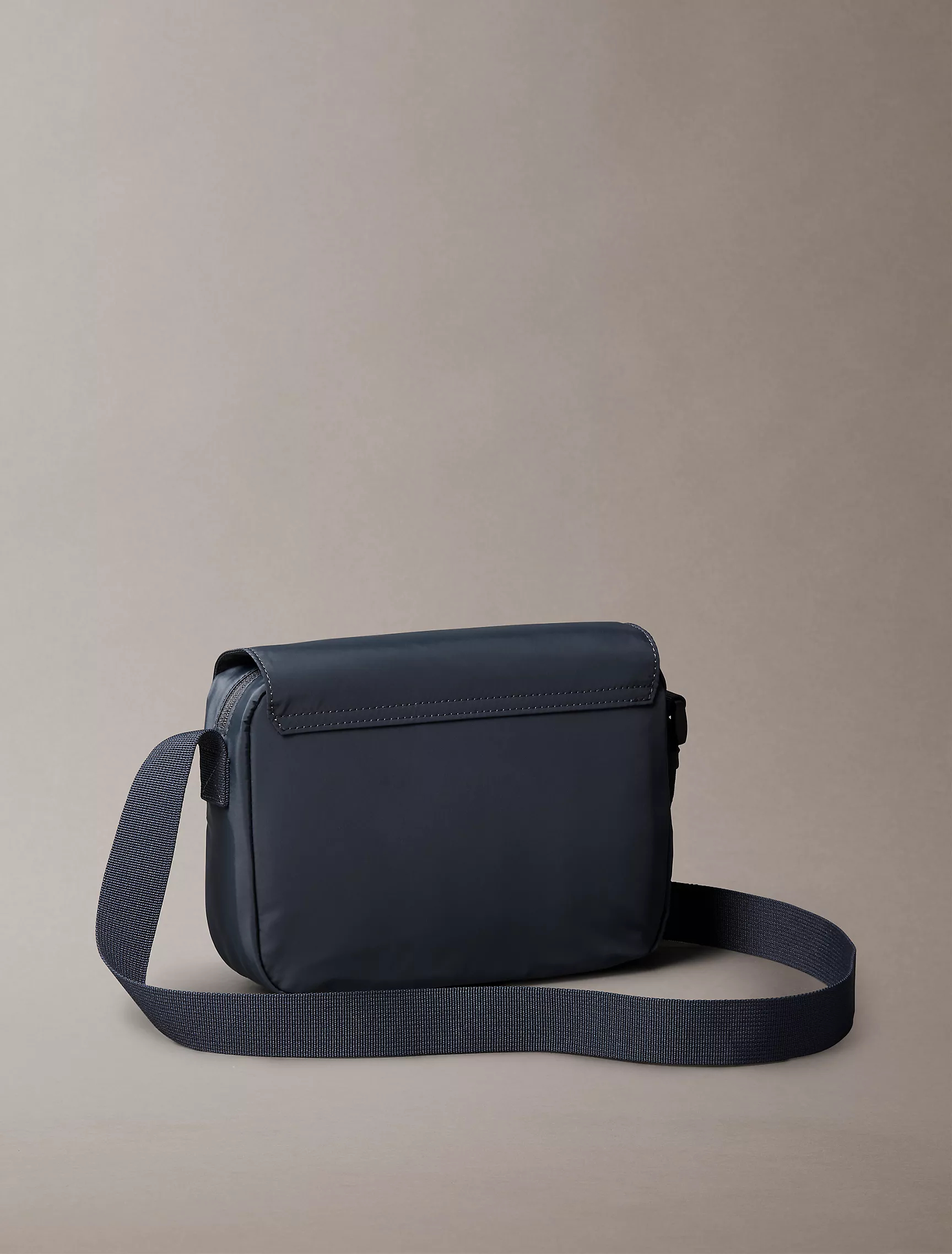 Сумка через плече від Sport Essentials Flap Calvin Klein 1159847502 Синій — фото 2