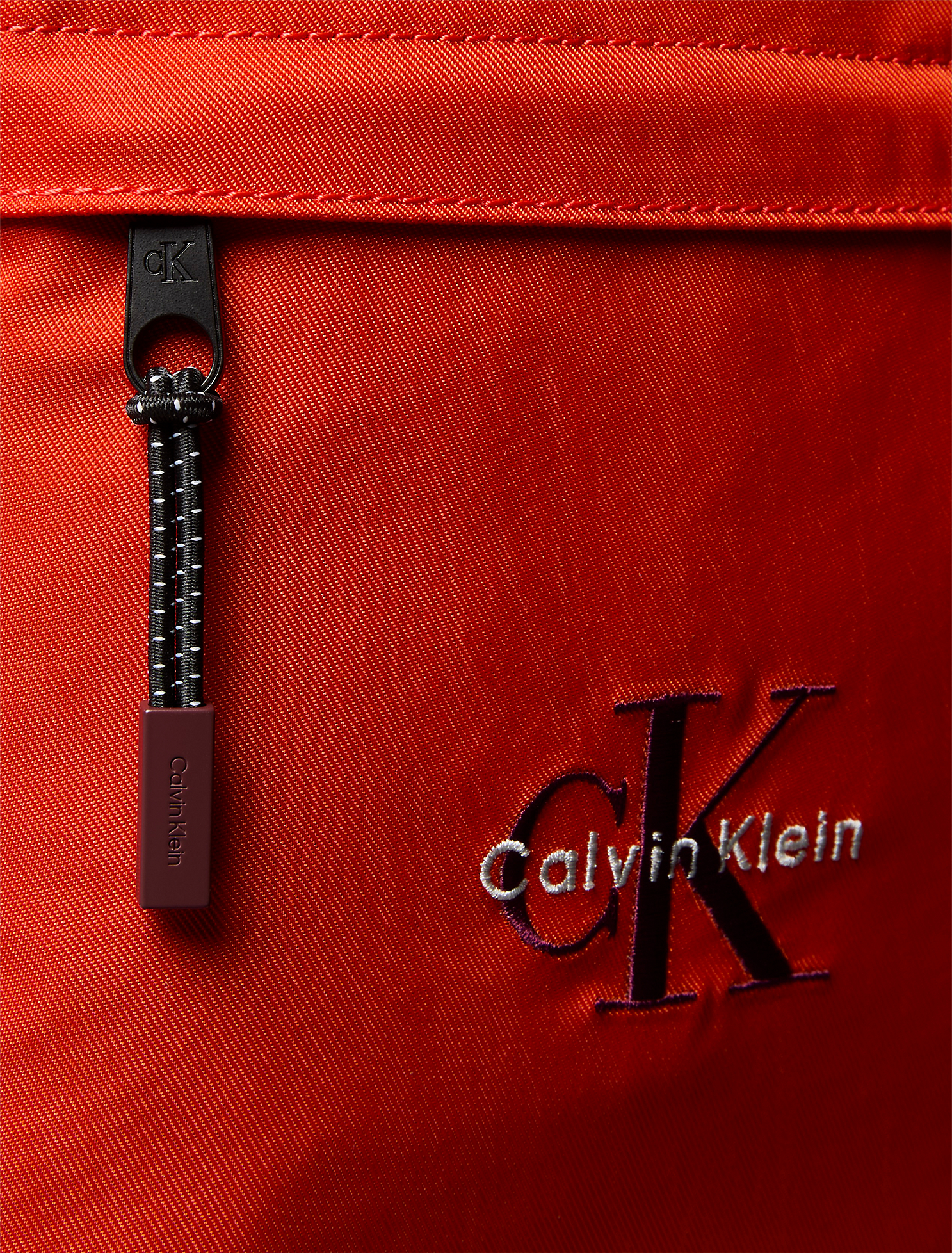 Сумка через плече від Calvin Klein з логотипом 1159858261 Червоний — фото 4