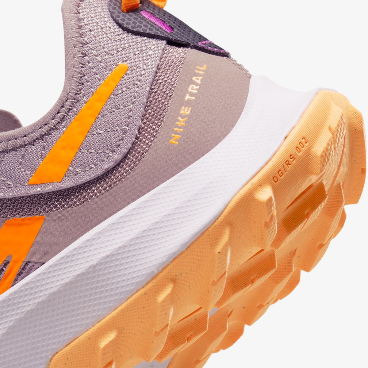 Жіночі кросівки Nike W Air Zoom Terra Kiger 8 DH0654-501 — фото 1