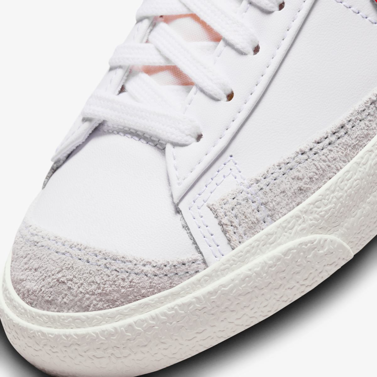 Жіночі кросівки Nike W Blazer Mid 77 CZ1055-101, 36.5 — фото 8