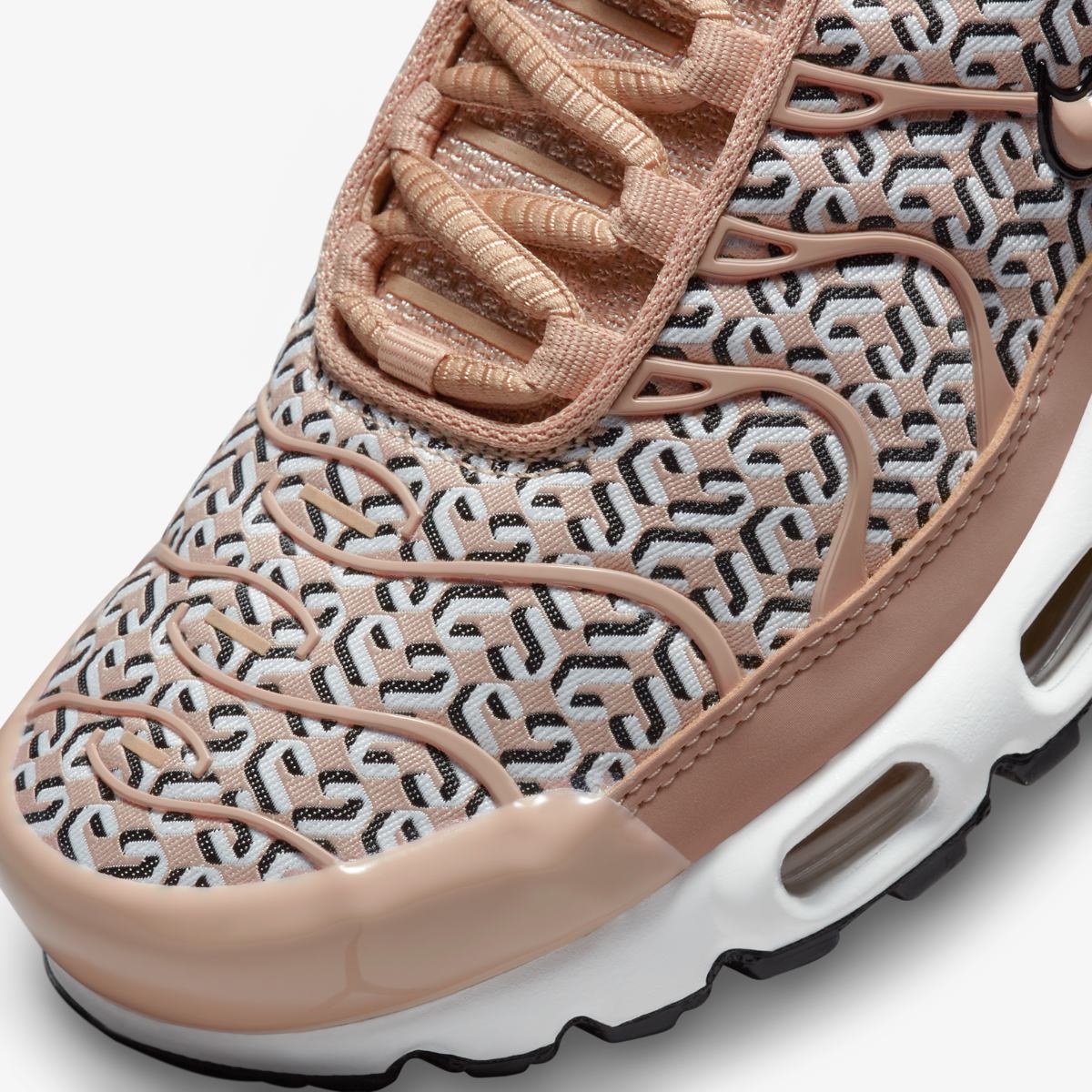 Жіночі кросівки Nike W Air Max Plus FB2557-200 — фото 9