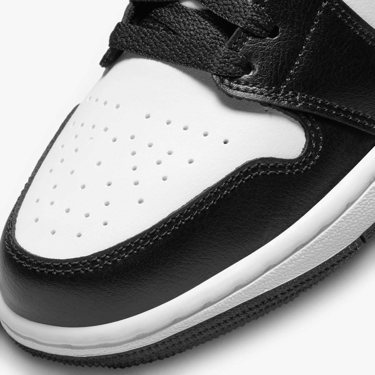 Кросівки Wmns Air Jordan 1 Low DC0774-101 — фото 8