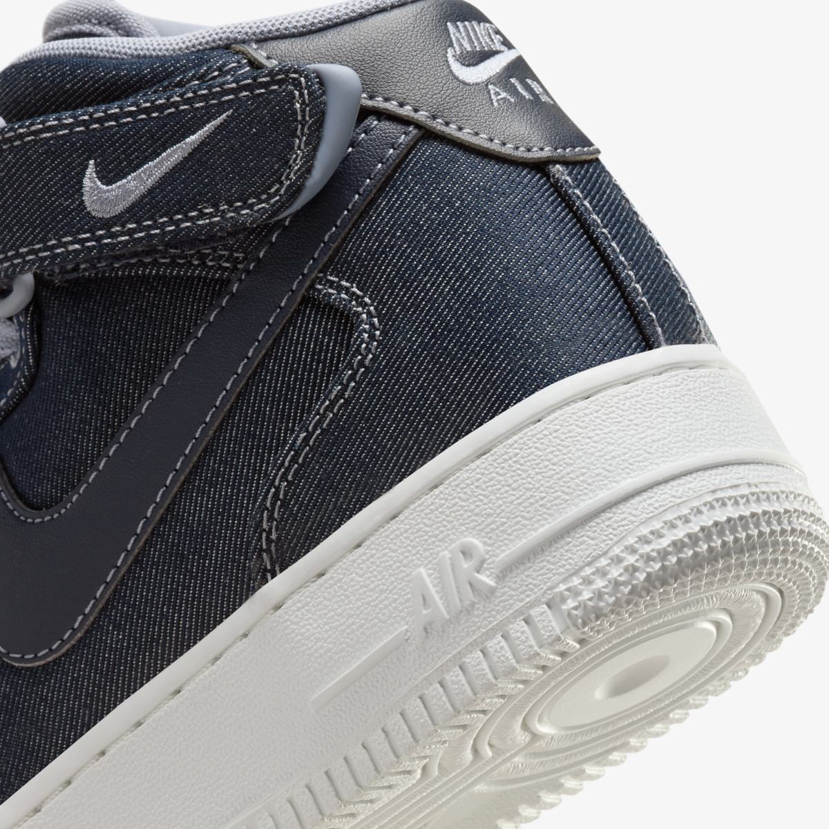 Жіночі кросівки Nike Wmns Air Force 1'07 Mid DD9625-400, 37.5 — фото 9