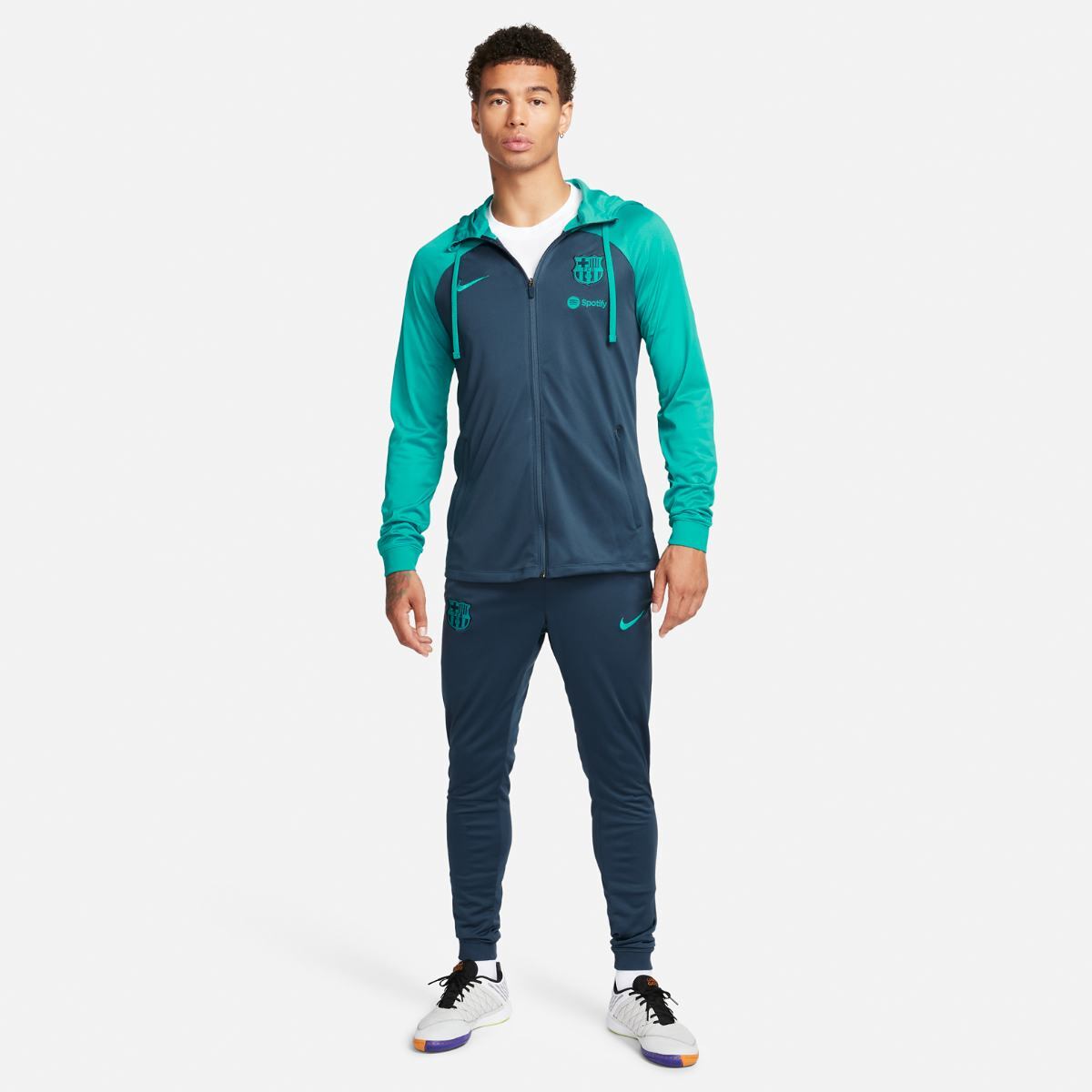 Чоловічий костюм Nike Fcb Dri-Fit Strkhd Trksuit K Cl FD4134-438, L — фото 10