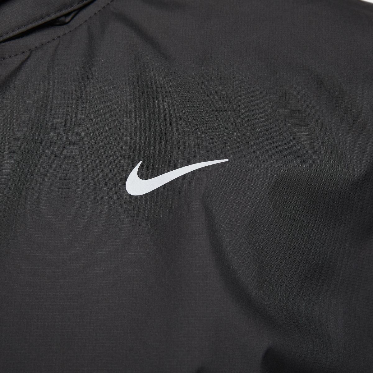 Жіноча куртка Nike W Fast Repel Jacket FB7451-010 — фото 8