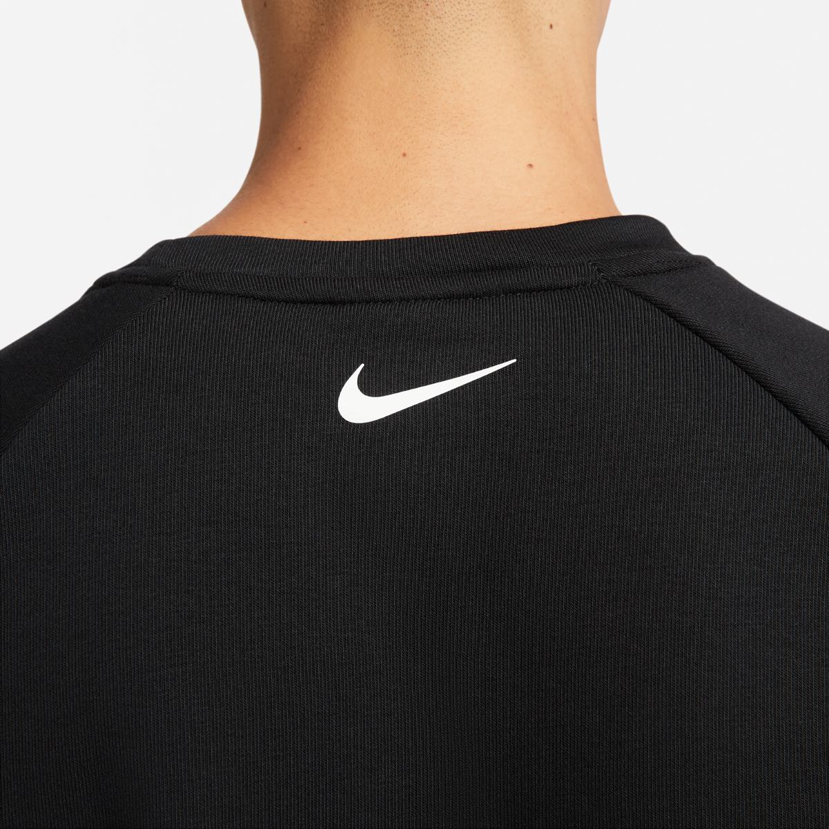Чоловіча футболка З Довгим Рукавом Nike M Dri-Fit Dry Ls Moving Co DX0902-010 — фото 7