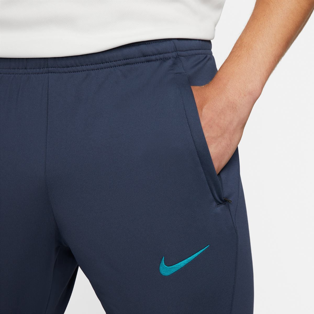 Чоловічі штани Nike Fcb M Dri-Fit Strk Pant Kp 3R DZ0890-437, M — фото 4