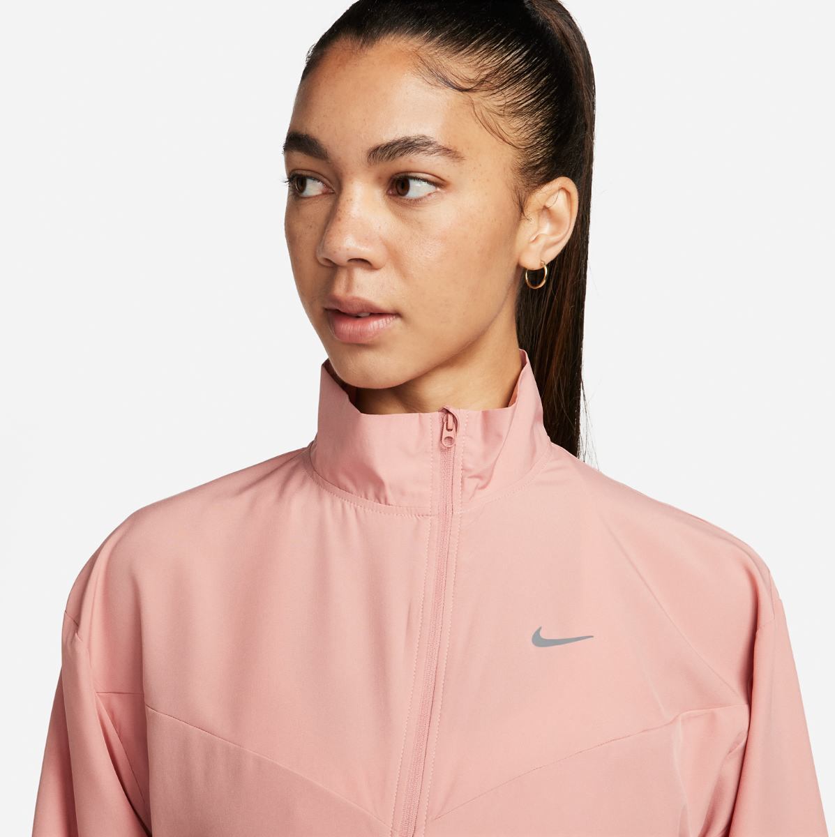 Жіноча вітровка Nike W Dri-Fit Swoosh Hbr Jkt FB4694-618, M — фото 4