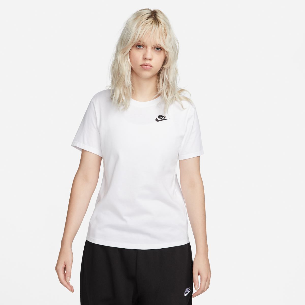 Жіноча футболка Nike W Nsw Tee Club DX7902-100 — фото 2