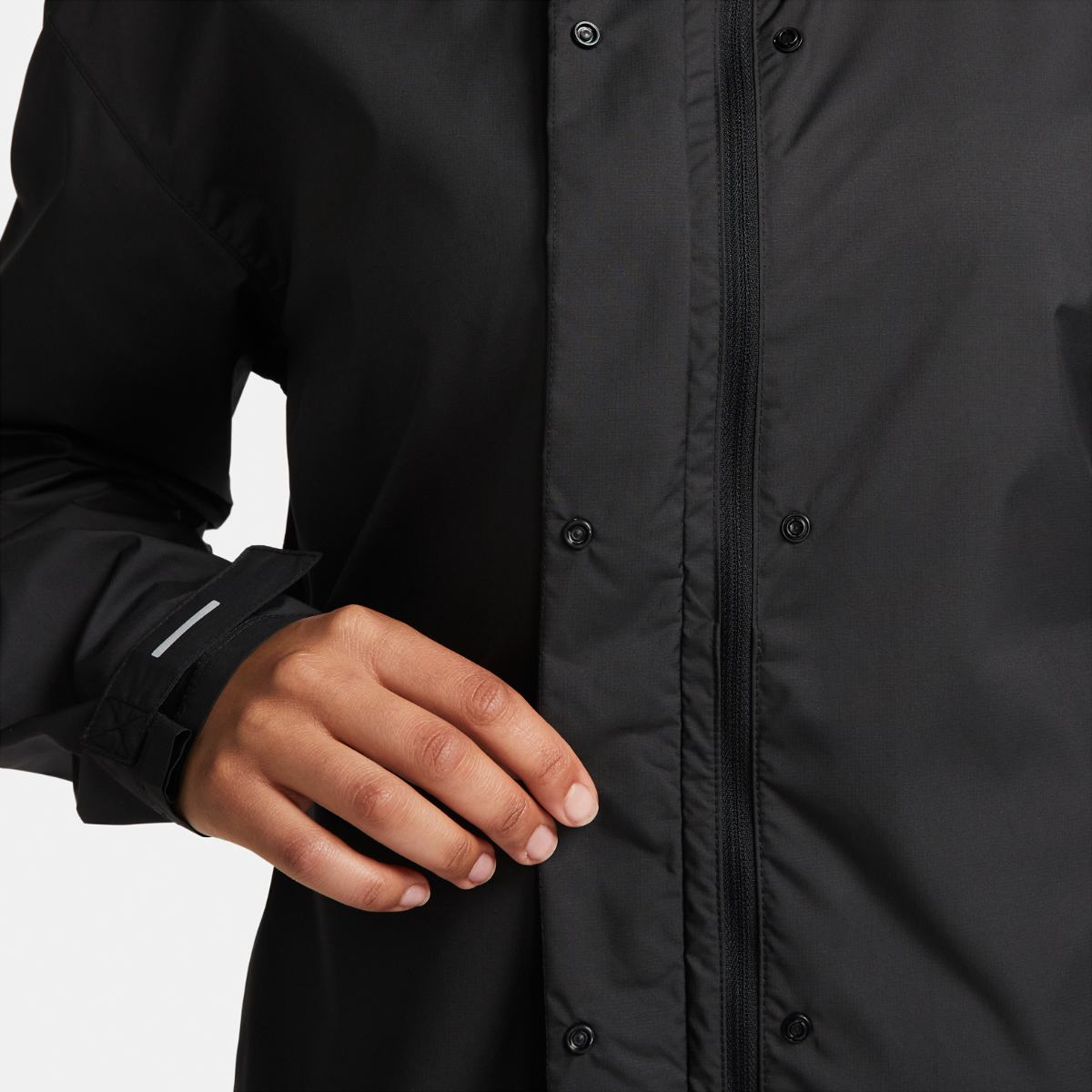 Жіноча куртка Nike W Fast Repel Jacket FB7451-010 — фото 10