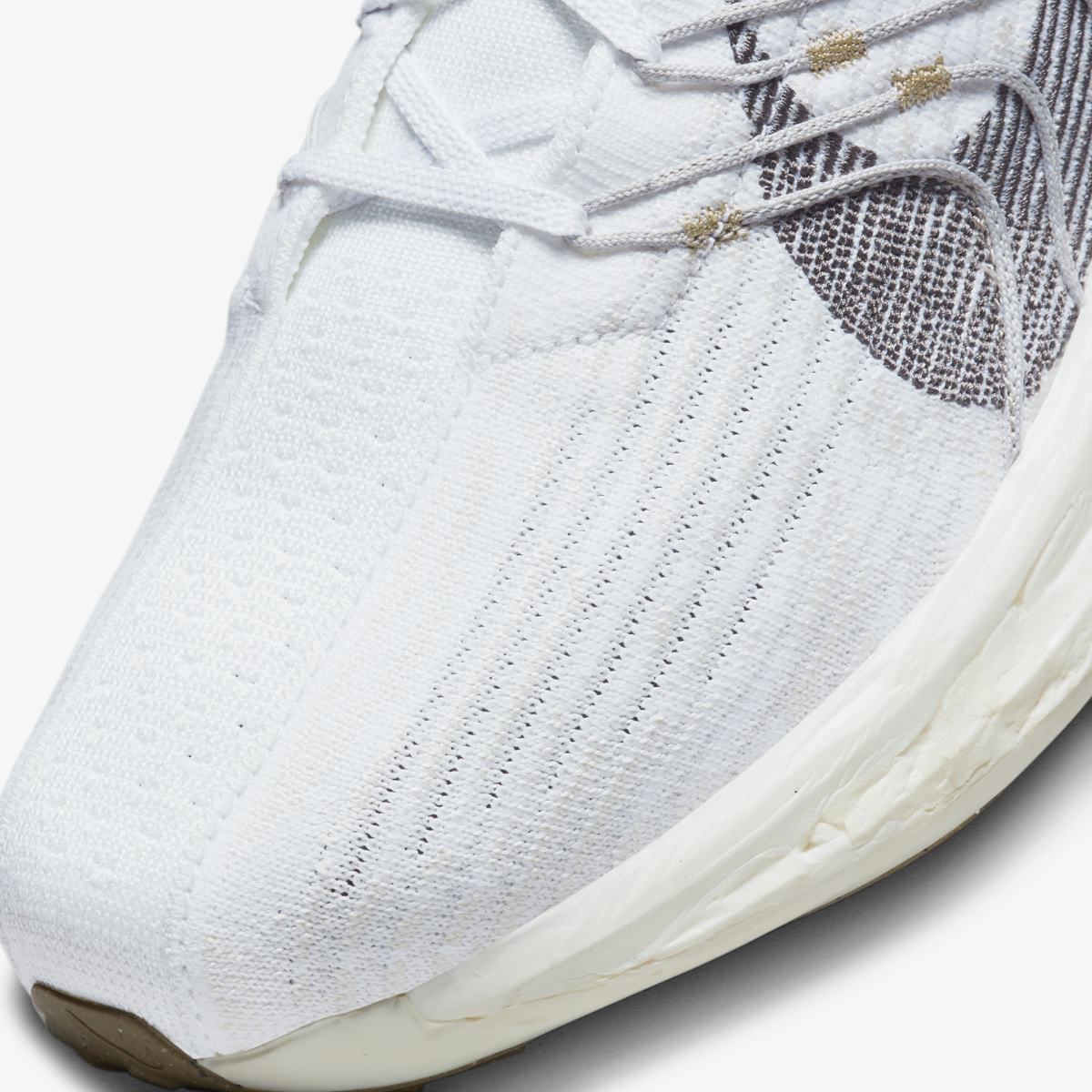 Чоловічі кросівки Nike Pegasus Turbo Next Nature DM3413-100, 47 — фото 8