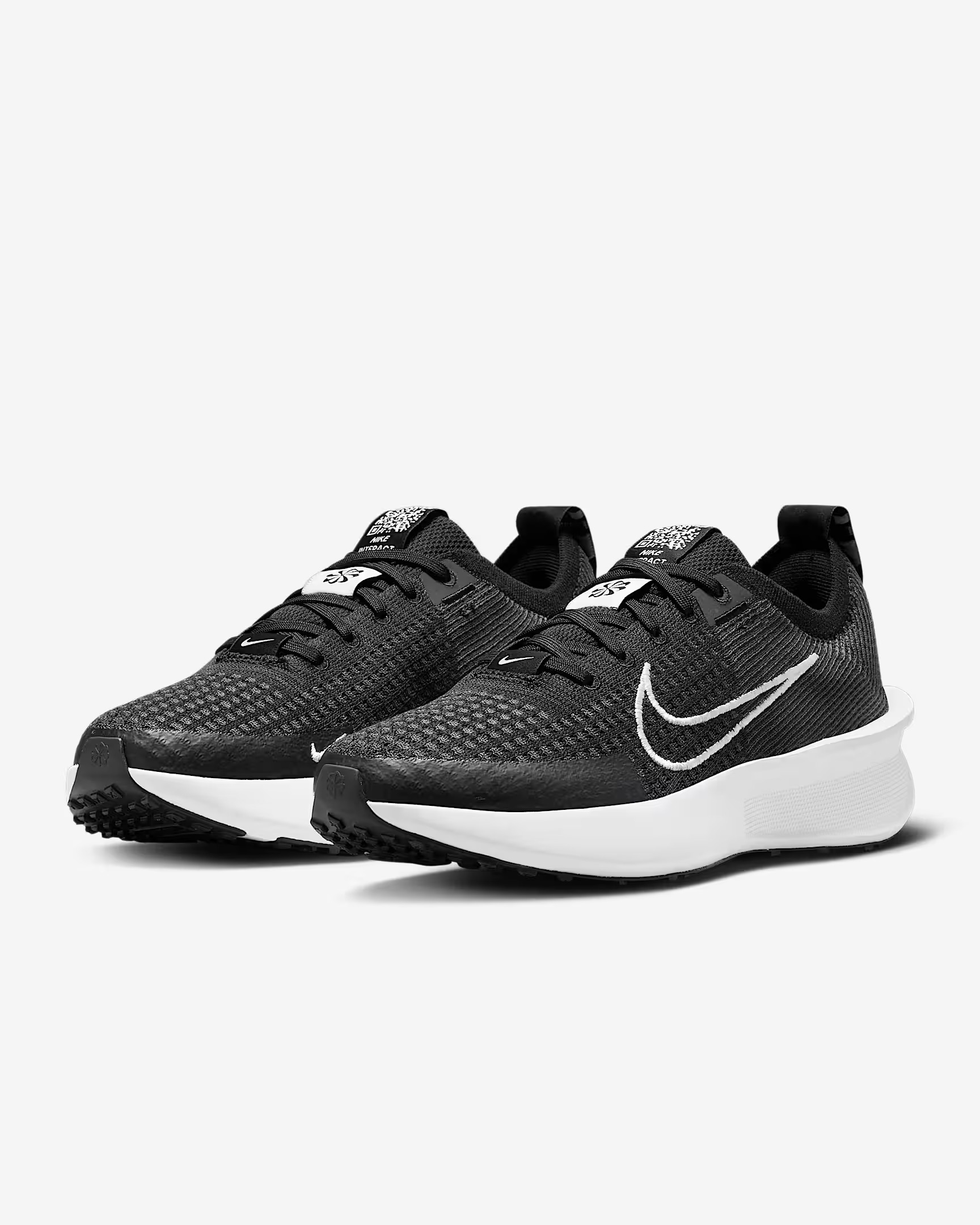 Текстильні кросівки Nike Interact Run 36,5 — фото 1
