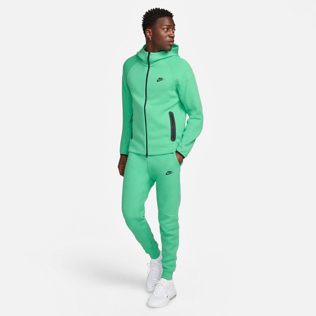 Чоловічі штани Nike M Tch Flc Jggr FB8002-363, 2XL — фото 10