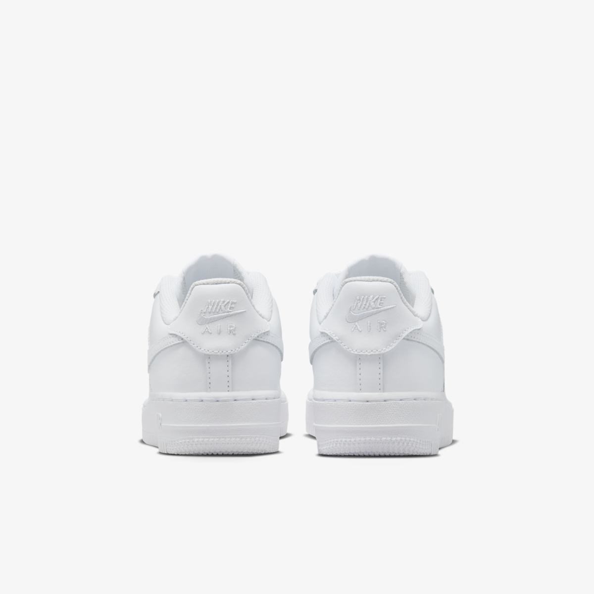 Підліткові кросівки Nike Air Force 1 Le Gs FV5951-111 — фото 8