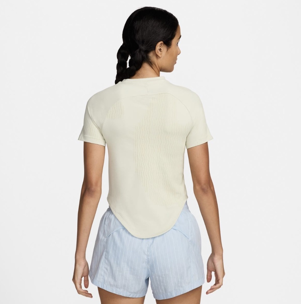 Жіноча футболка NIKE W RN DVN Dri-FITADV ENG SS TP FN2581-394, S — фото 3