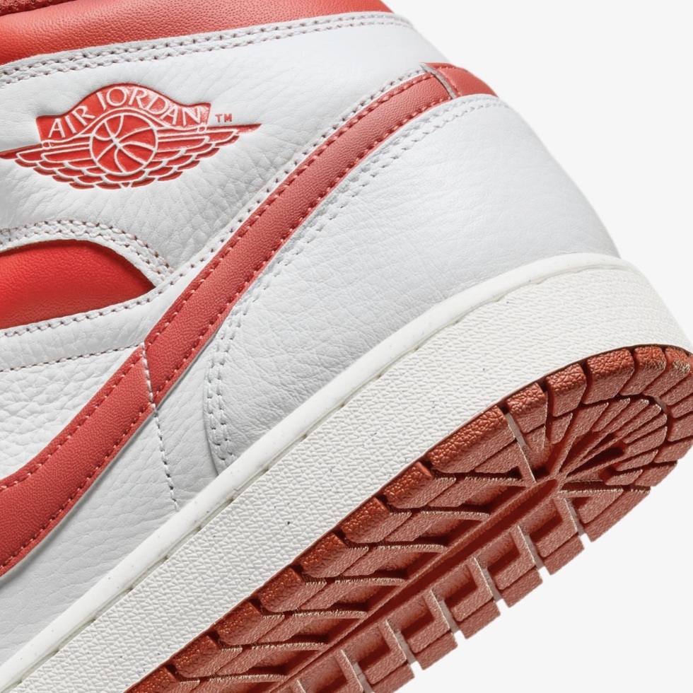 Кросівки чоловічі AIR JORDAN 1 MID SE FJ3458-160, 42 — фото 9
