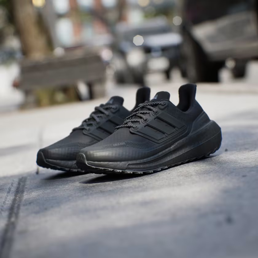 Кросівки Adidas Ultraboost Light Cold Rdy Black HP6414 — фото 6
