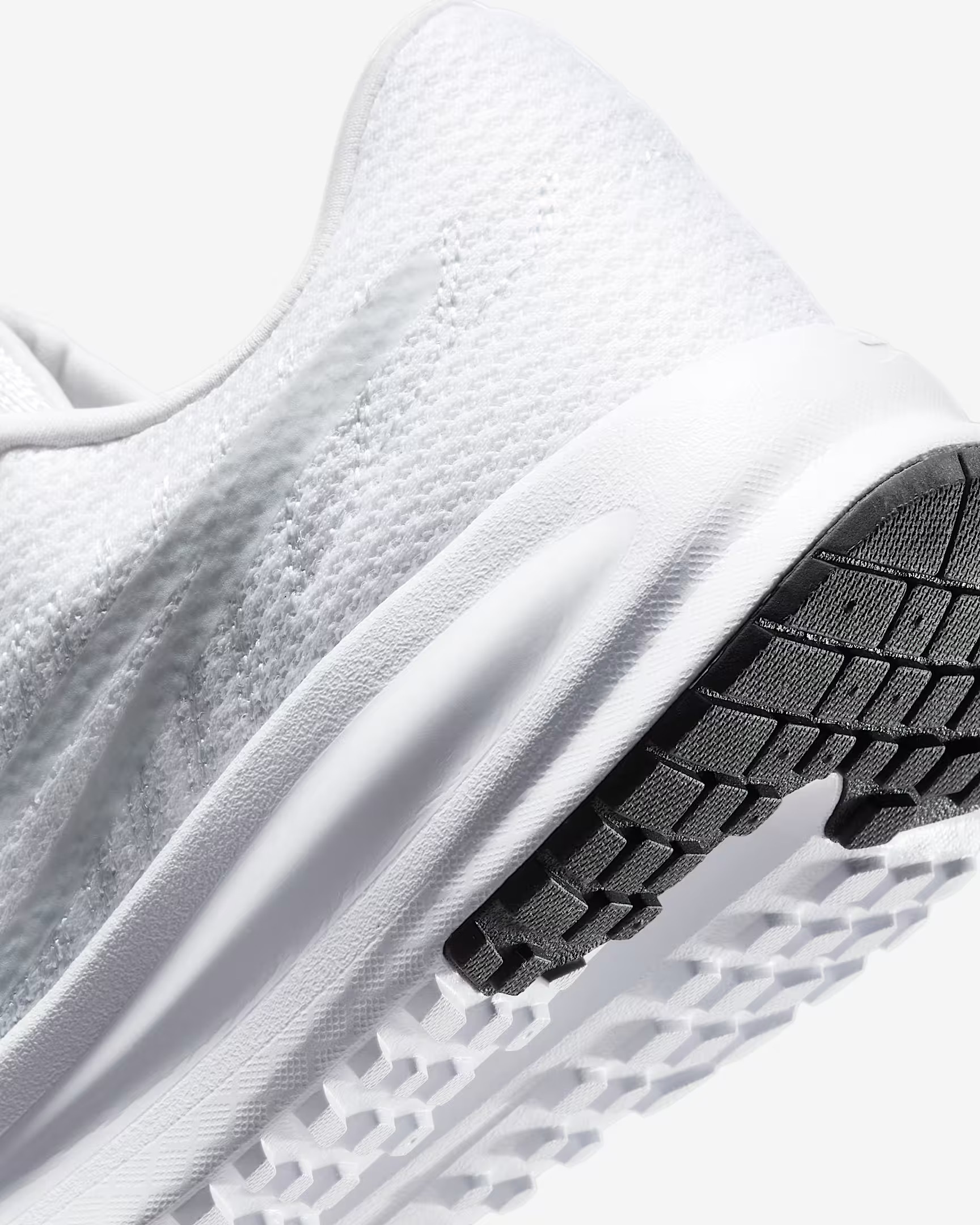Кросівки жіночі Nike Run Defy HM9593-103, 37.5 — фото 9