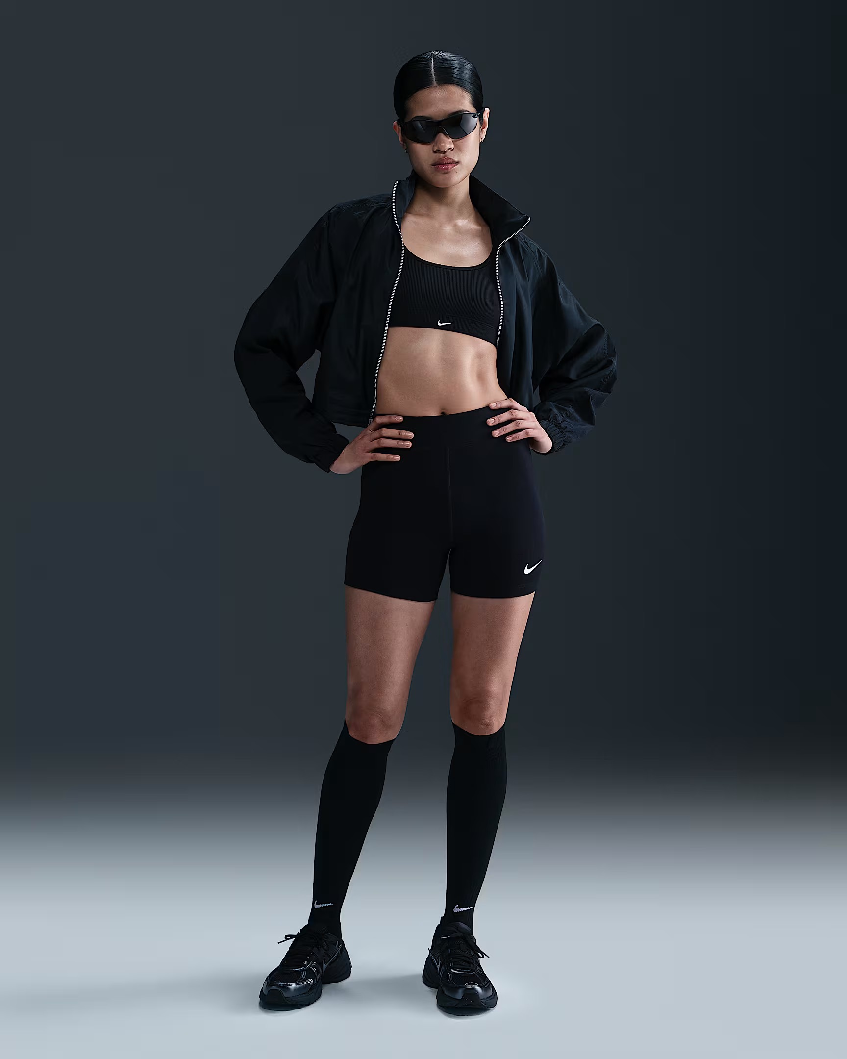 Шорти жіночі Nike Sportswear Classic HJ1019-010 — фото 1