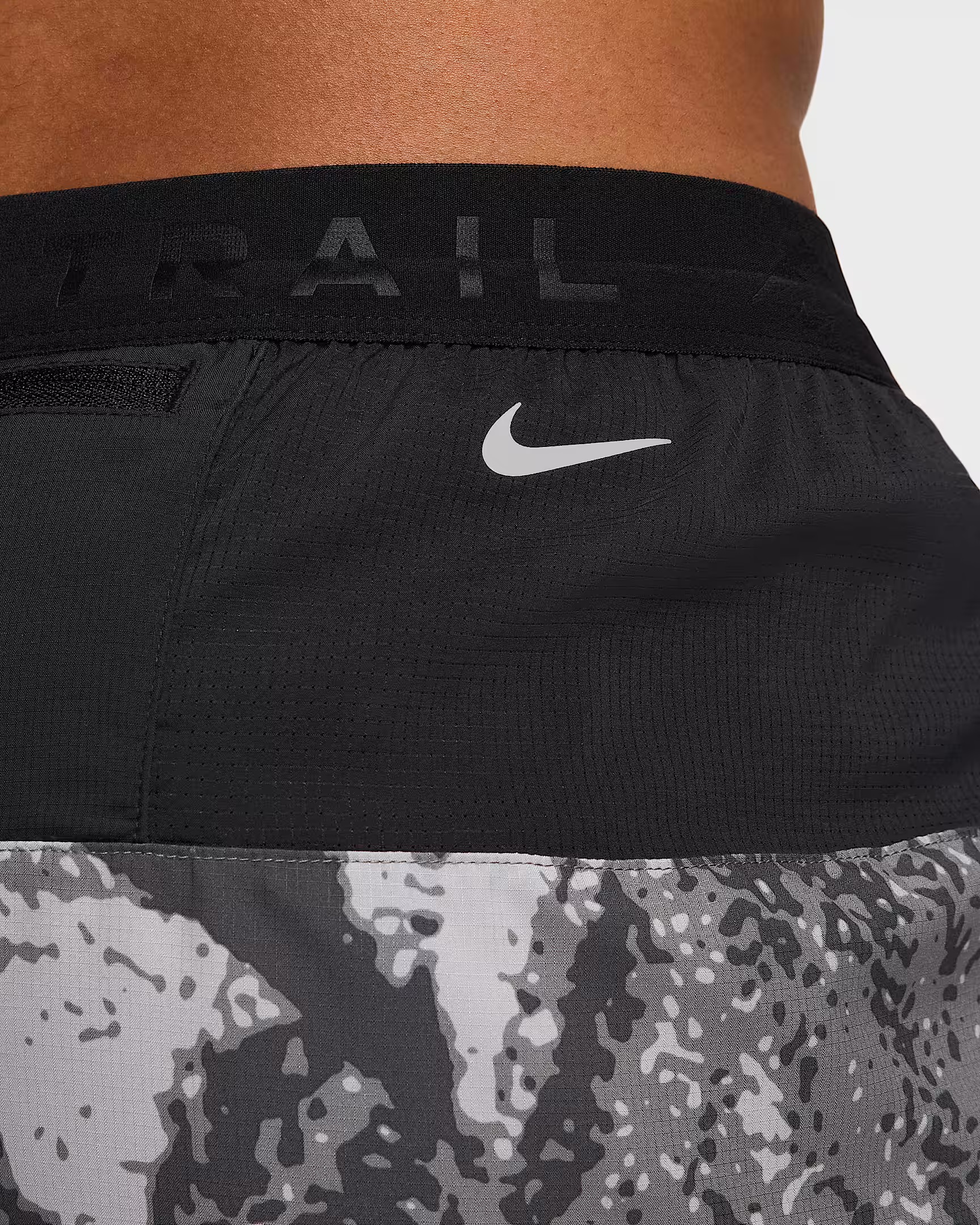 Шорти чоловічі NIKE M Dri-FIT TRL STRIDE MB SHORT 7B FV9949-010 — фото 7
