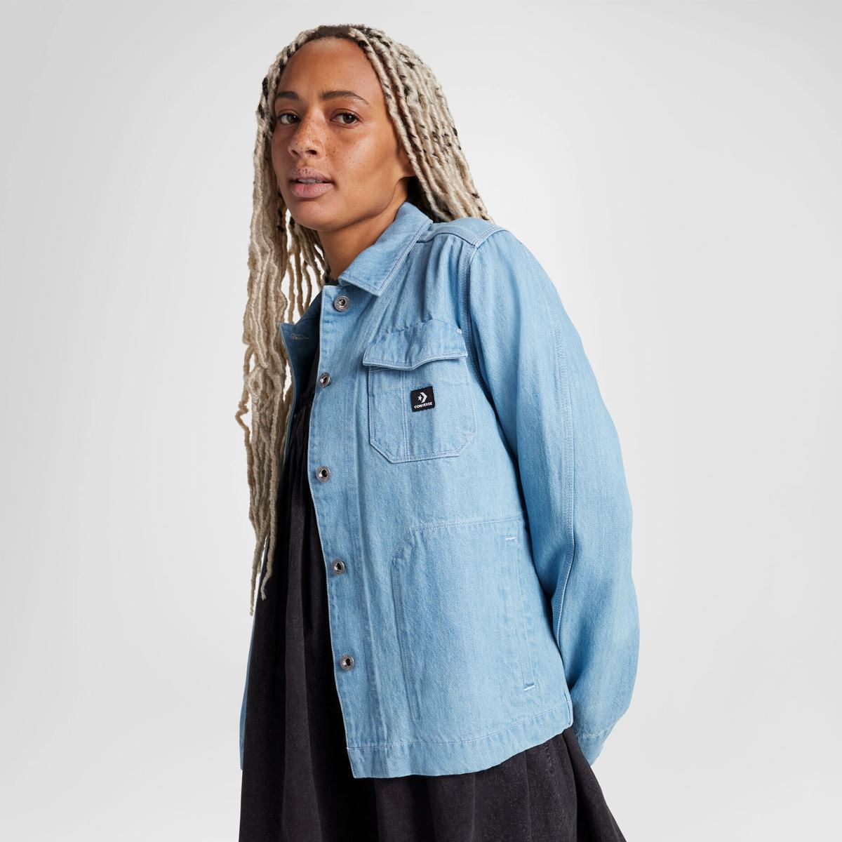 Куртка джинсова жіноча CONVERSE DENIM CHORE COAT 10027976-444, S — фото 2
