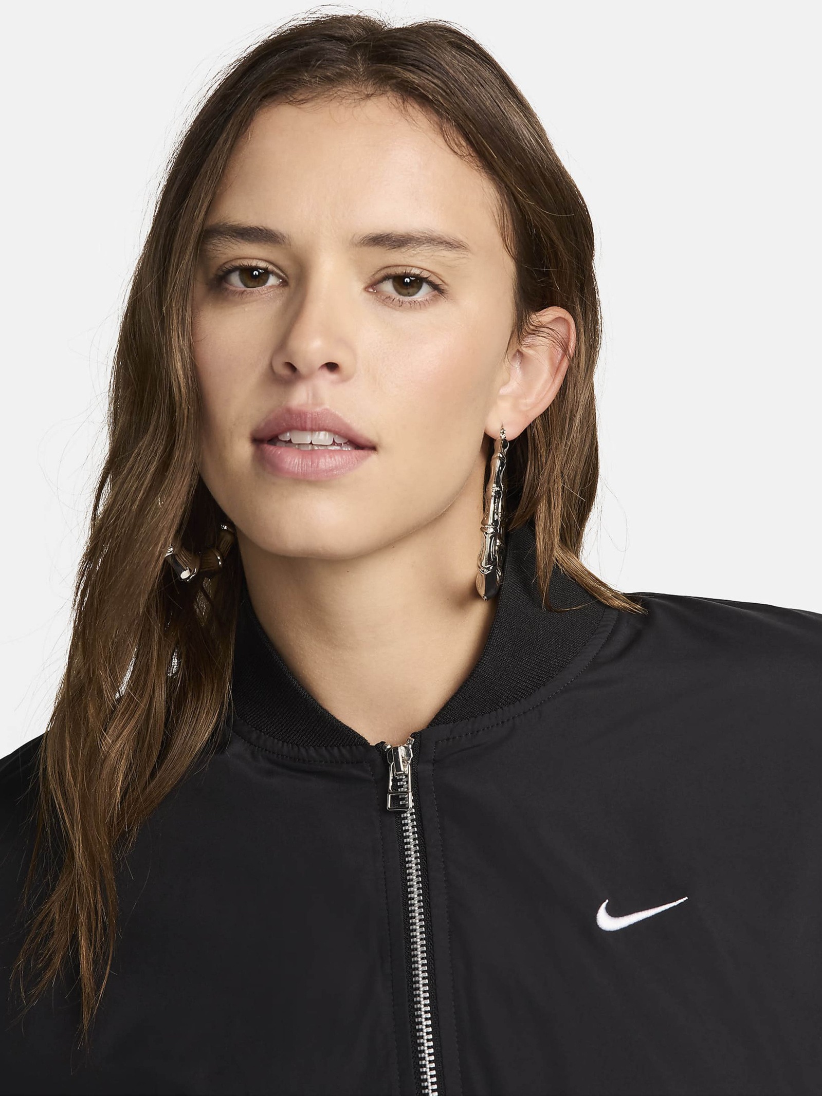 Жіноча куртка NIKE W NSW ESSNTL OS BOMBER FN2839-010, S — фото 4