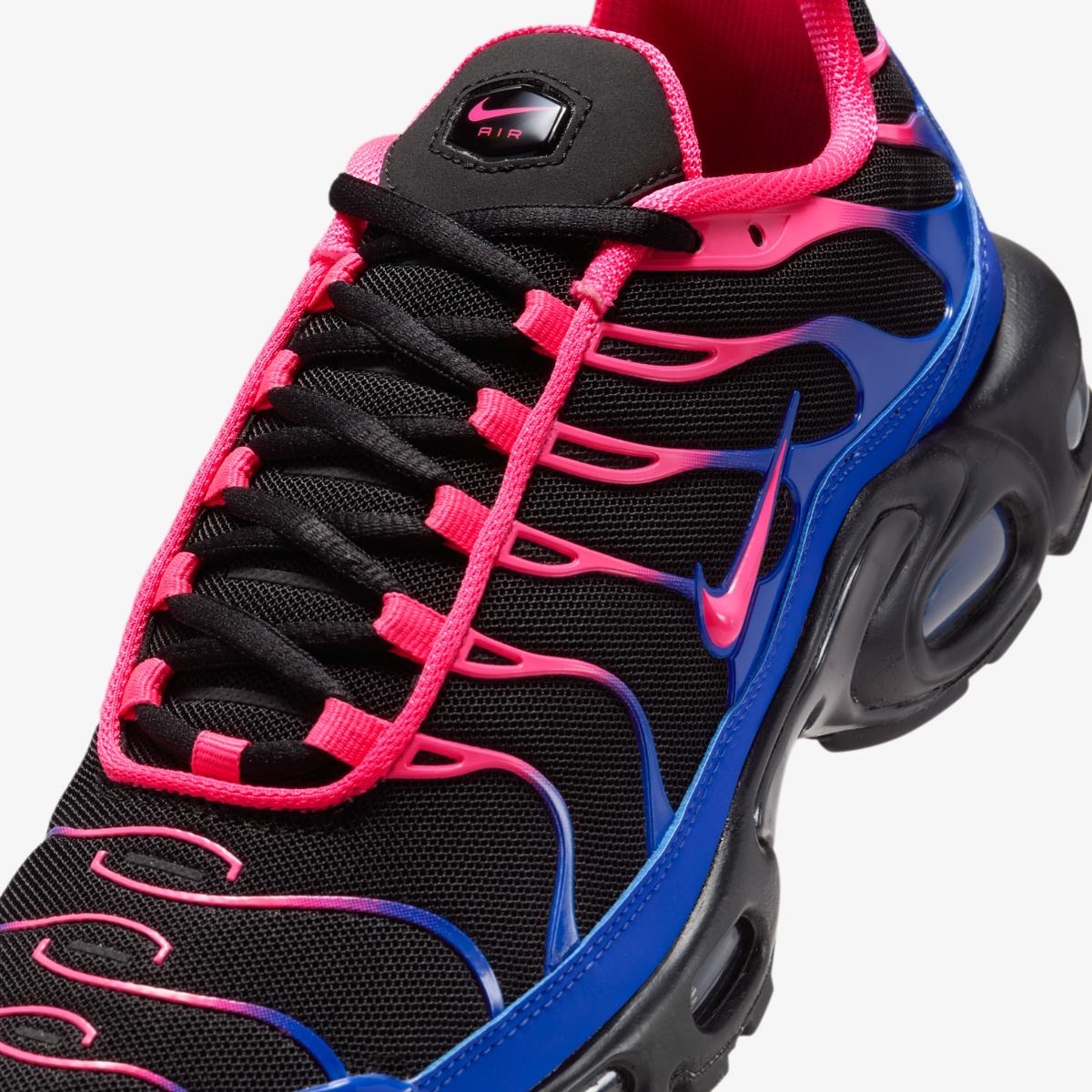 Жіночі кросівки NIKE WMNS AIR MAX PLUS IF6146-001, 36.5 — фото 3